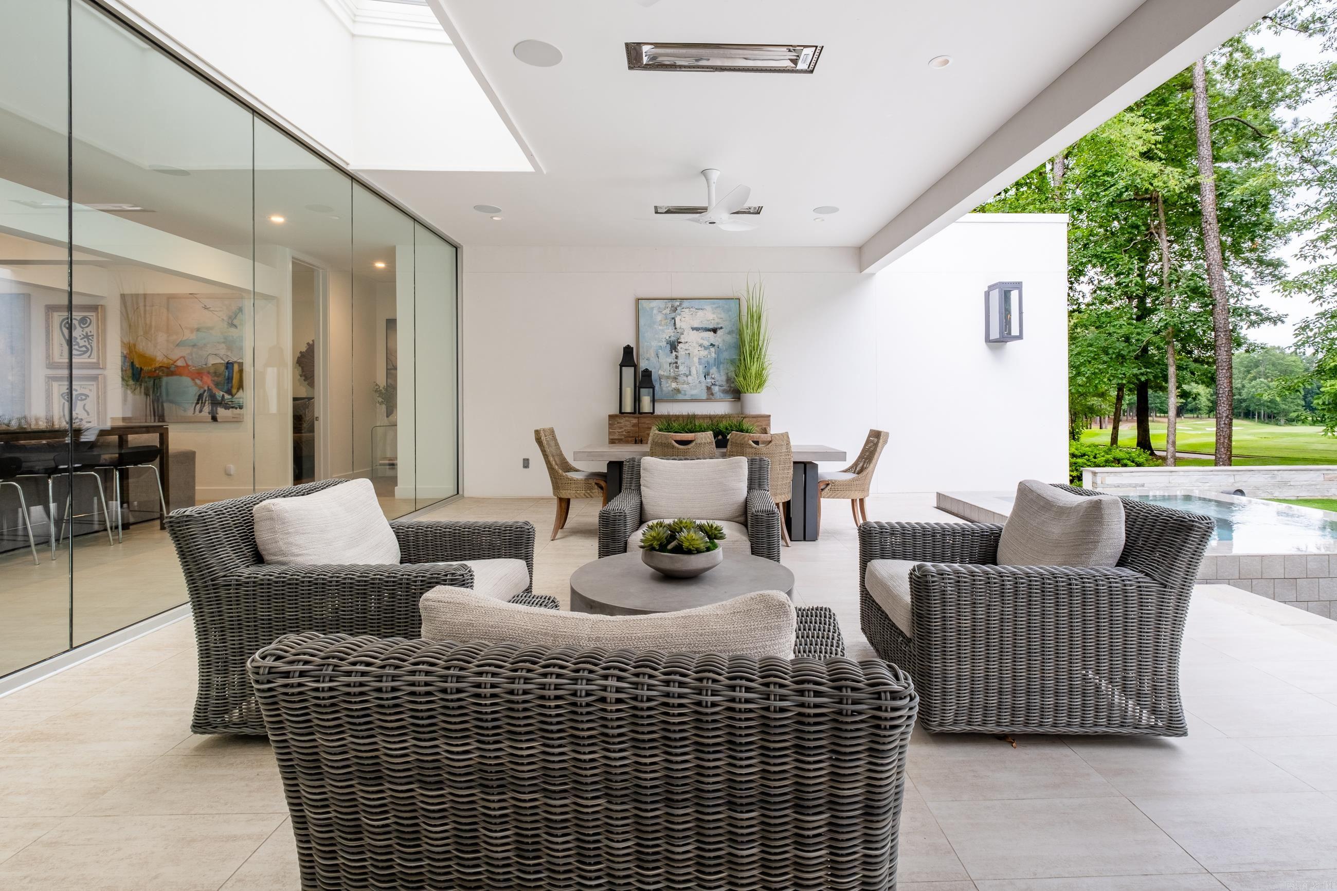 CHENAL VALLEY SOLOGNE CIRCLE - Residential
