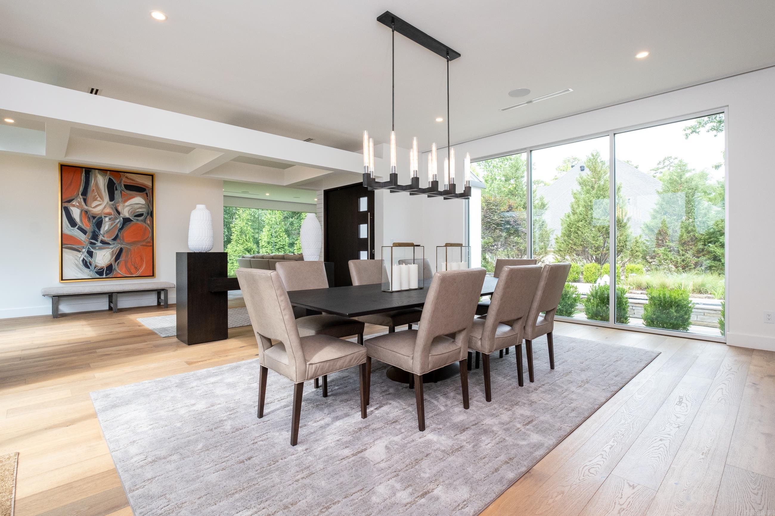 CHENAL VALLEY SOLOGNE CIRCLE - Residential