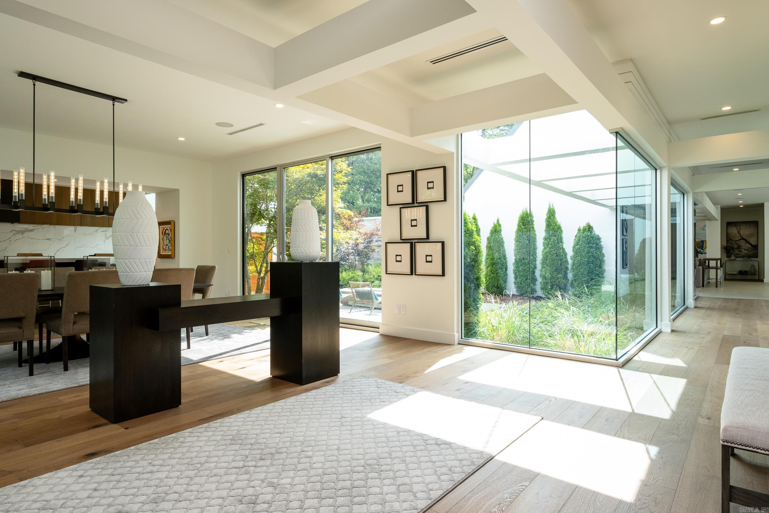 CHENAL VALLEY SOLOGNE CIRCLE - Residential