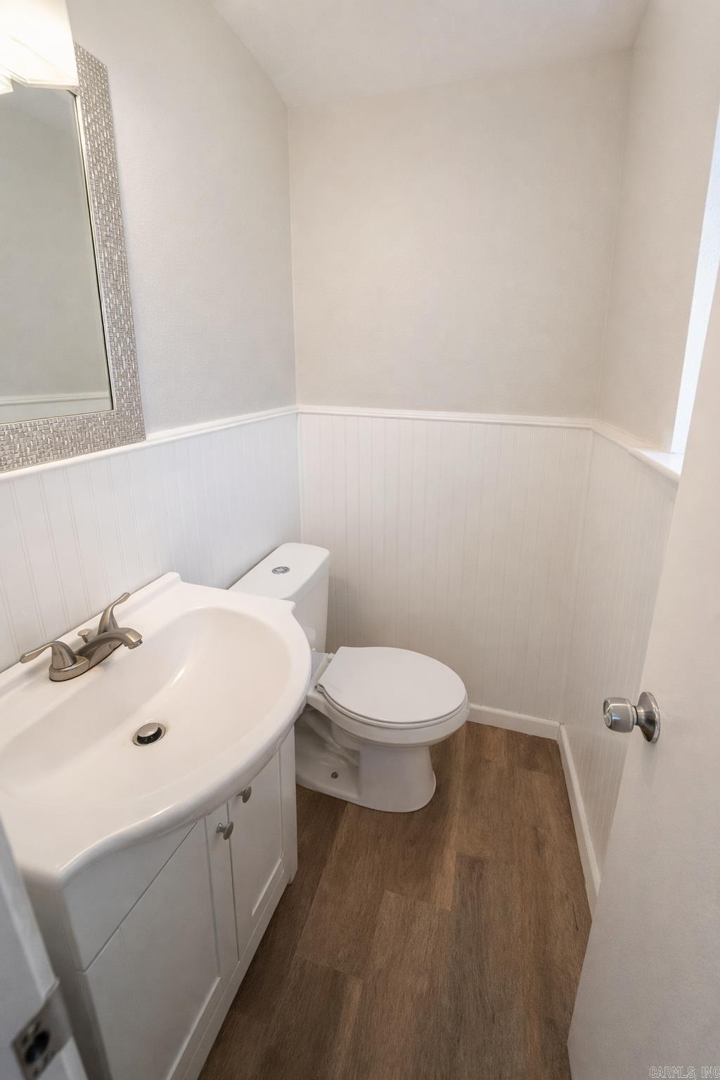 ARROW HEAD MANOR - Residential