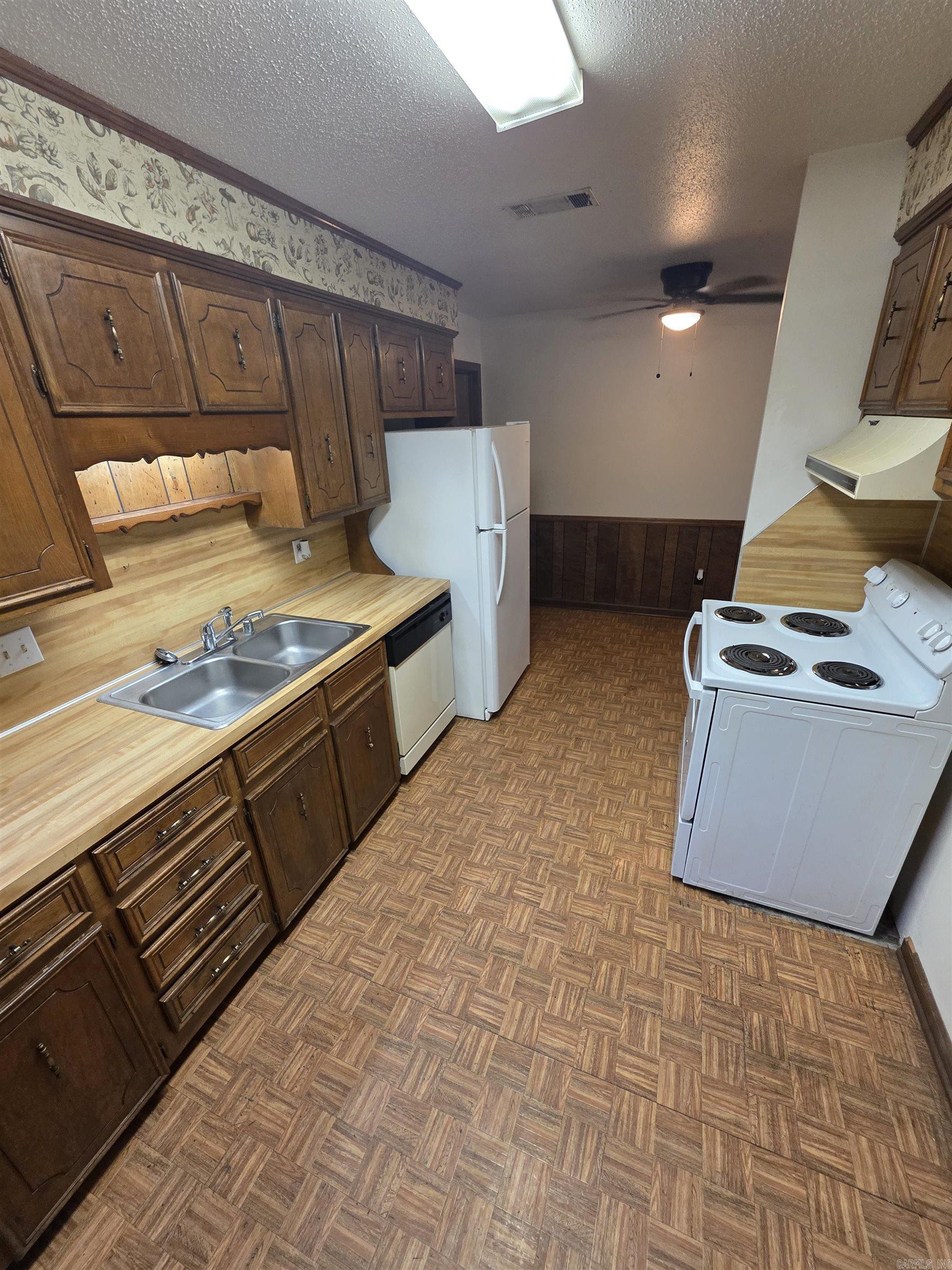 Bellevue L1 - Residential Lease