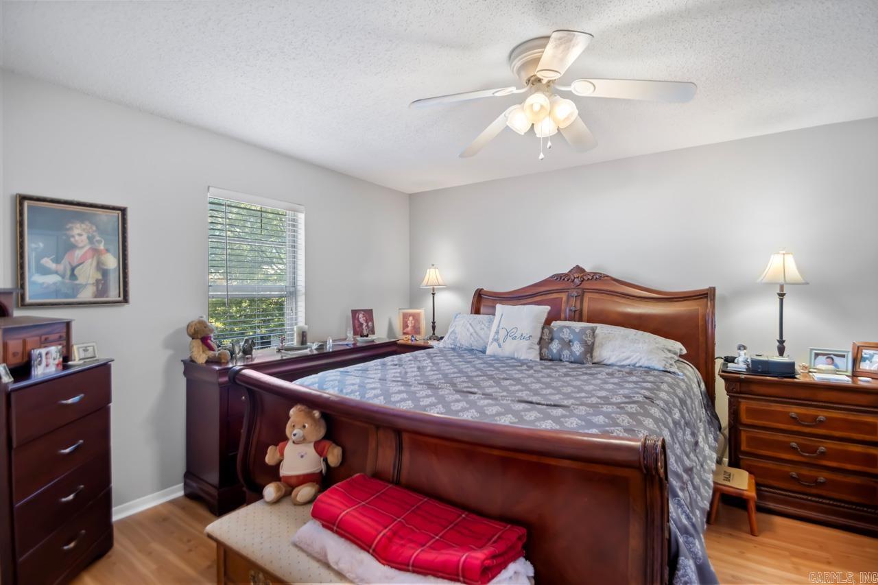 OAKCREST MANOR TWNHMS - Residential