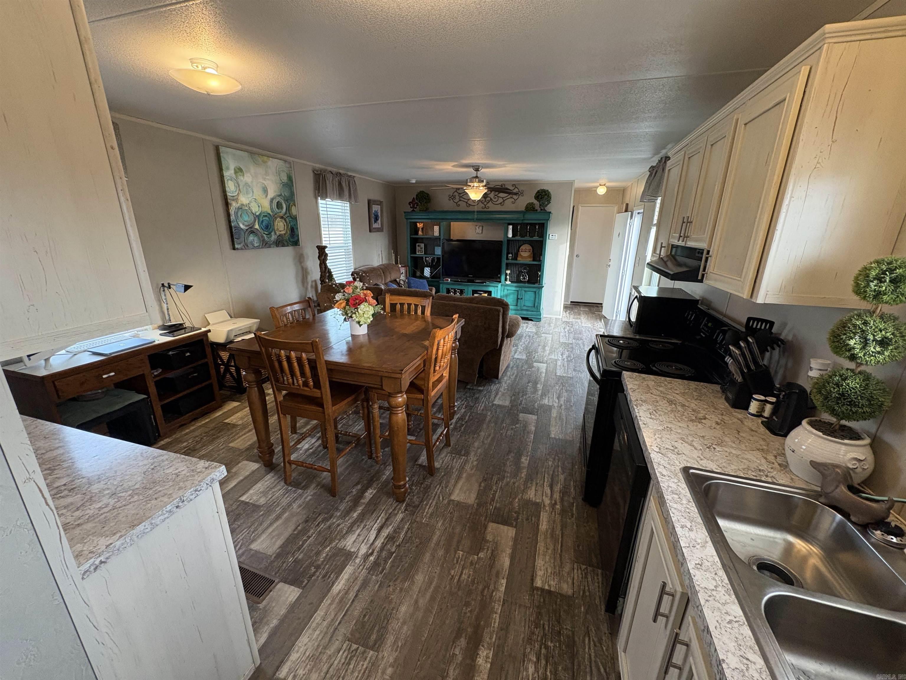 BERYL FARM - Residential