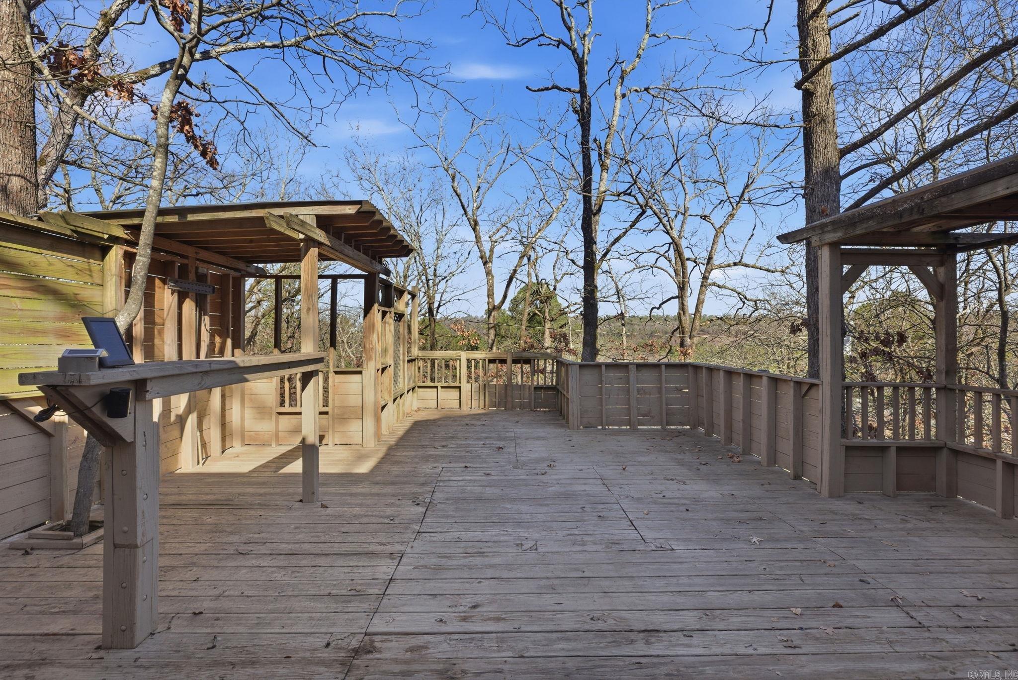 PLEASANT FOREST - Residential