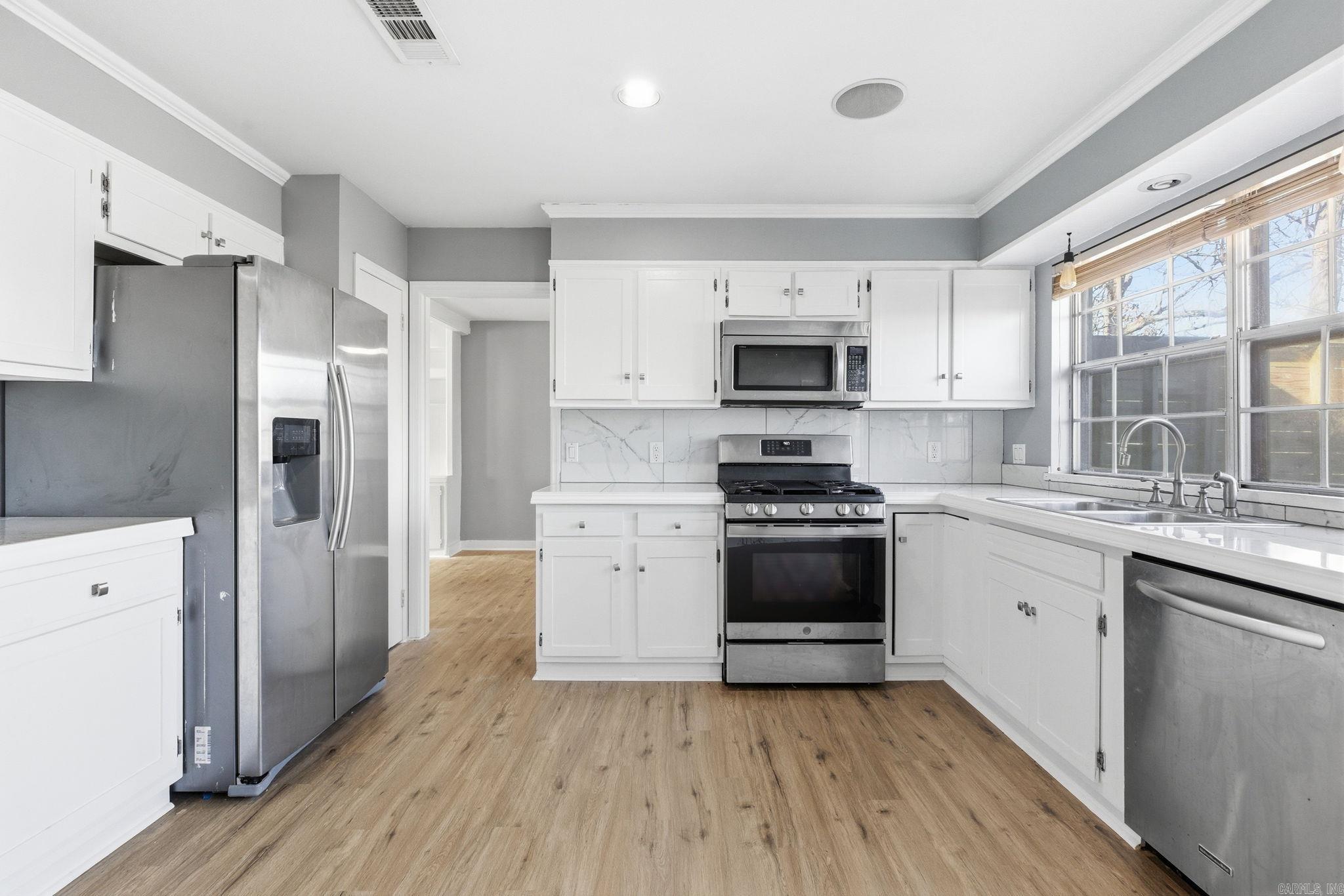 PLEASANT FOREST - Residential