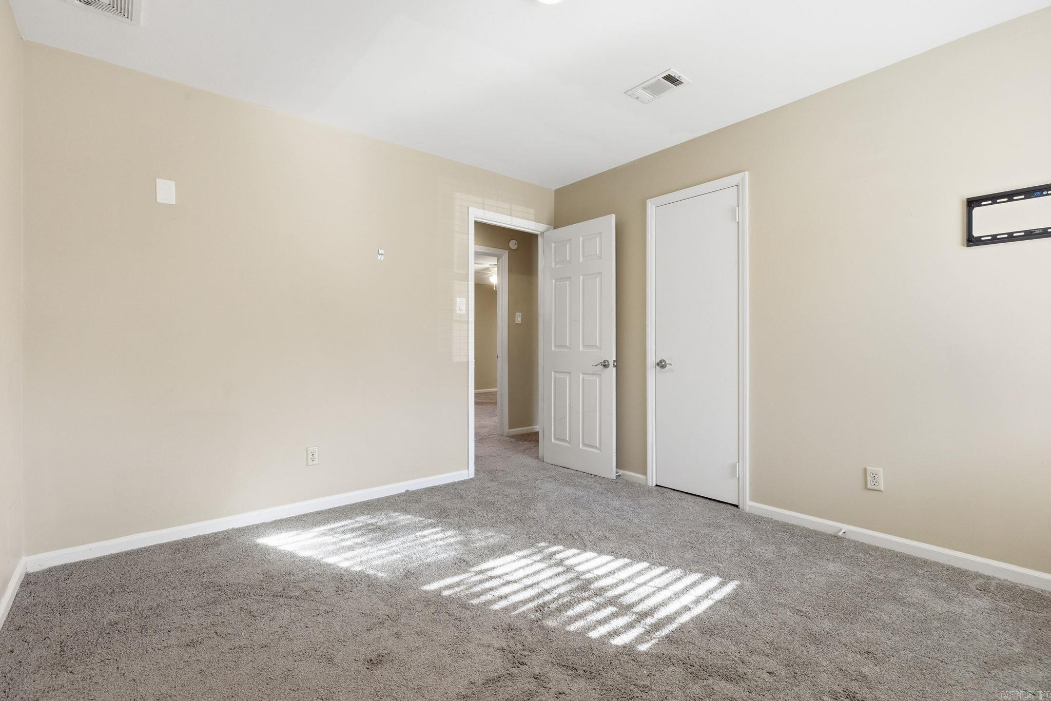 PLEASANT FOREST - Residential