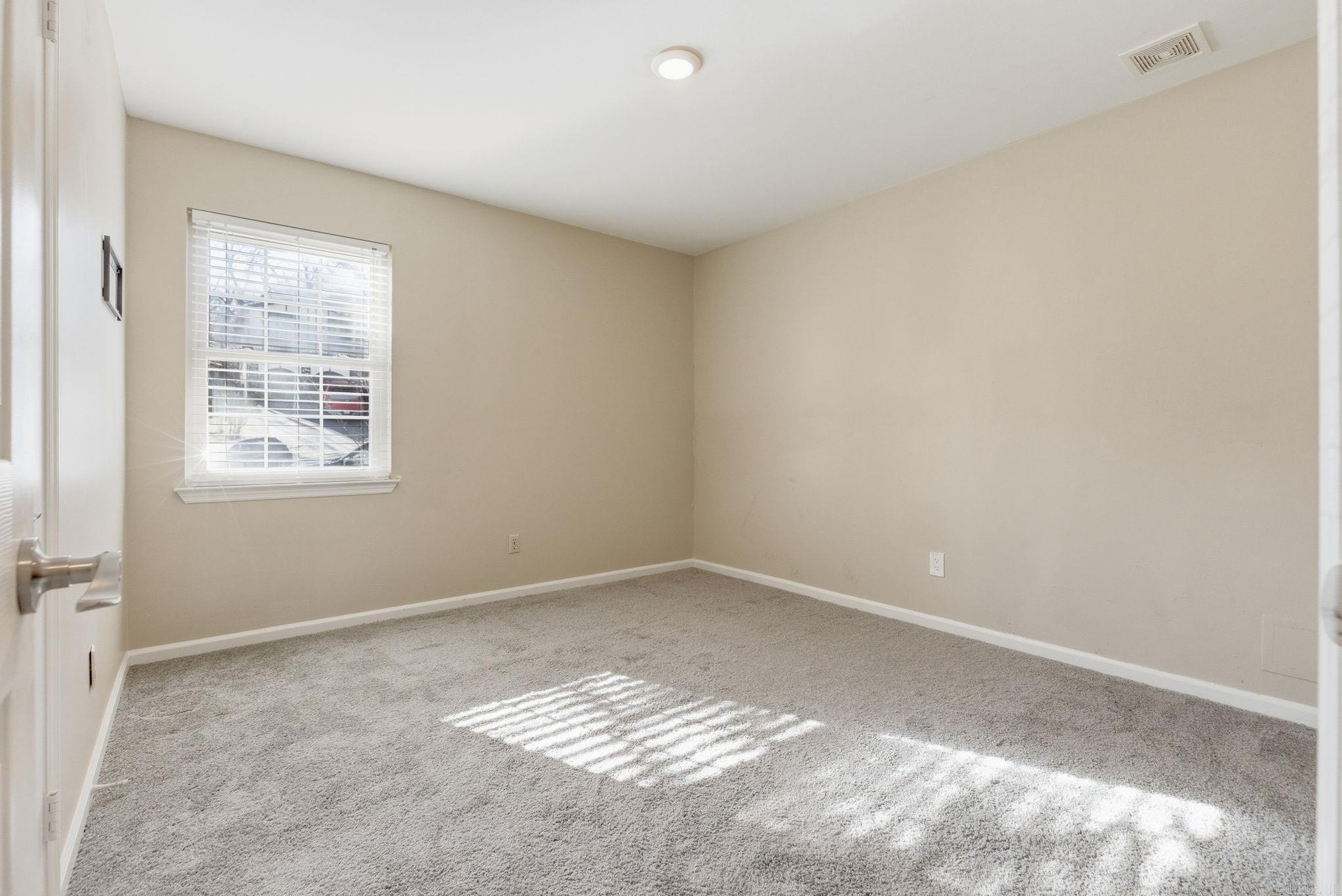 PLEASANT FOREST - Residential