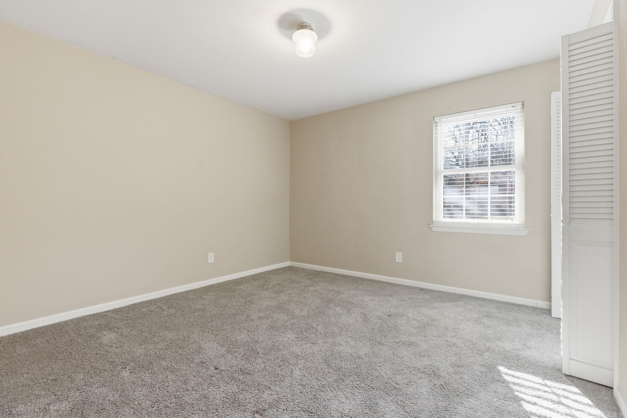 PLEASANT FOREST - Residential