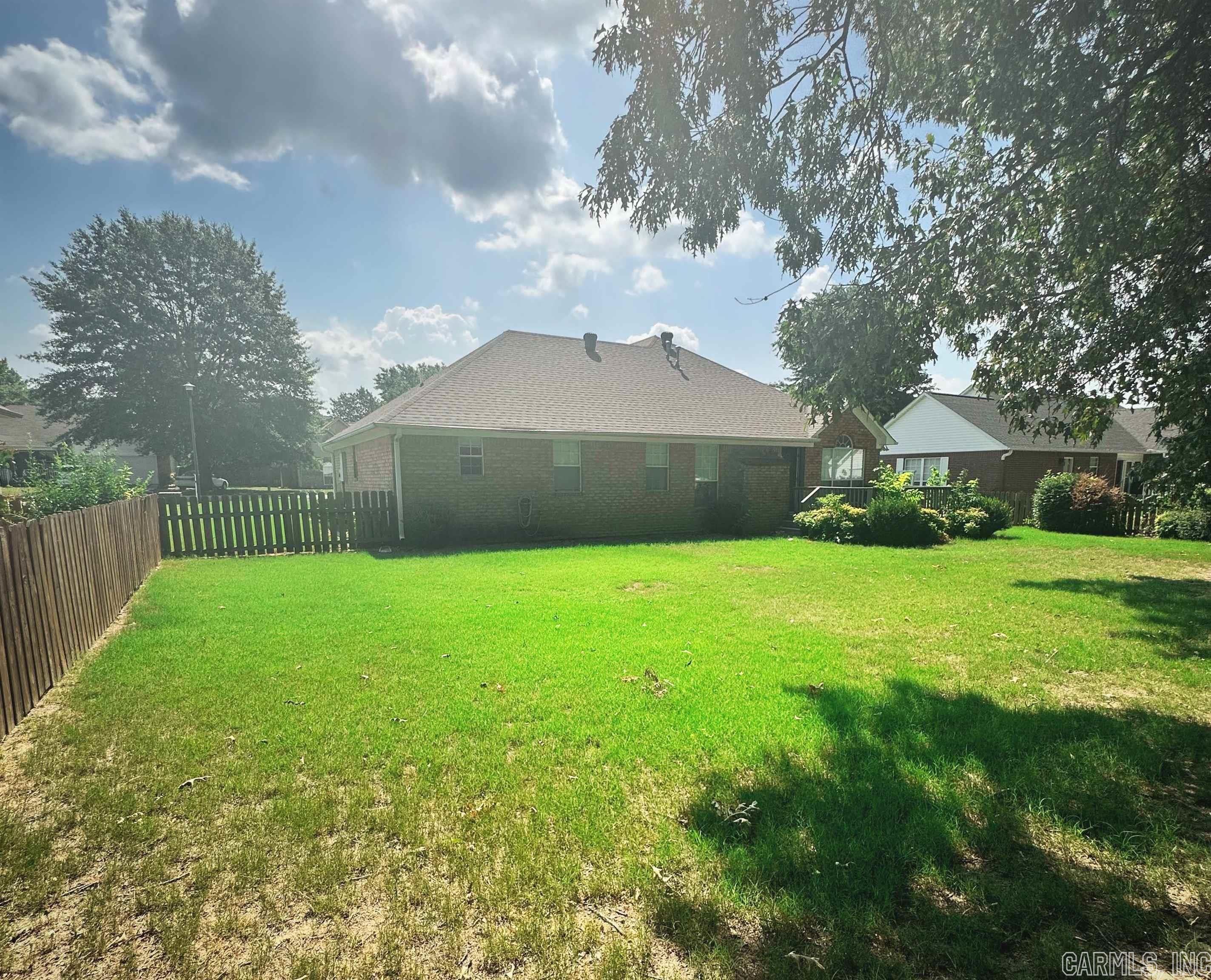 RIDGEFIELD - Residential