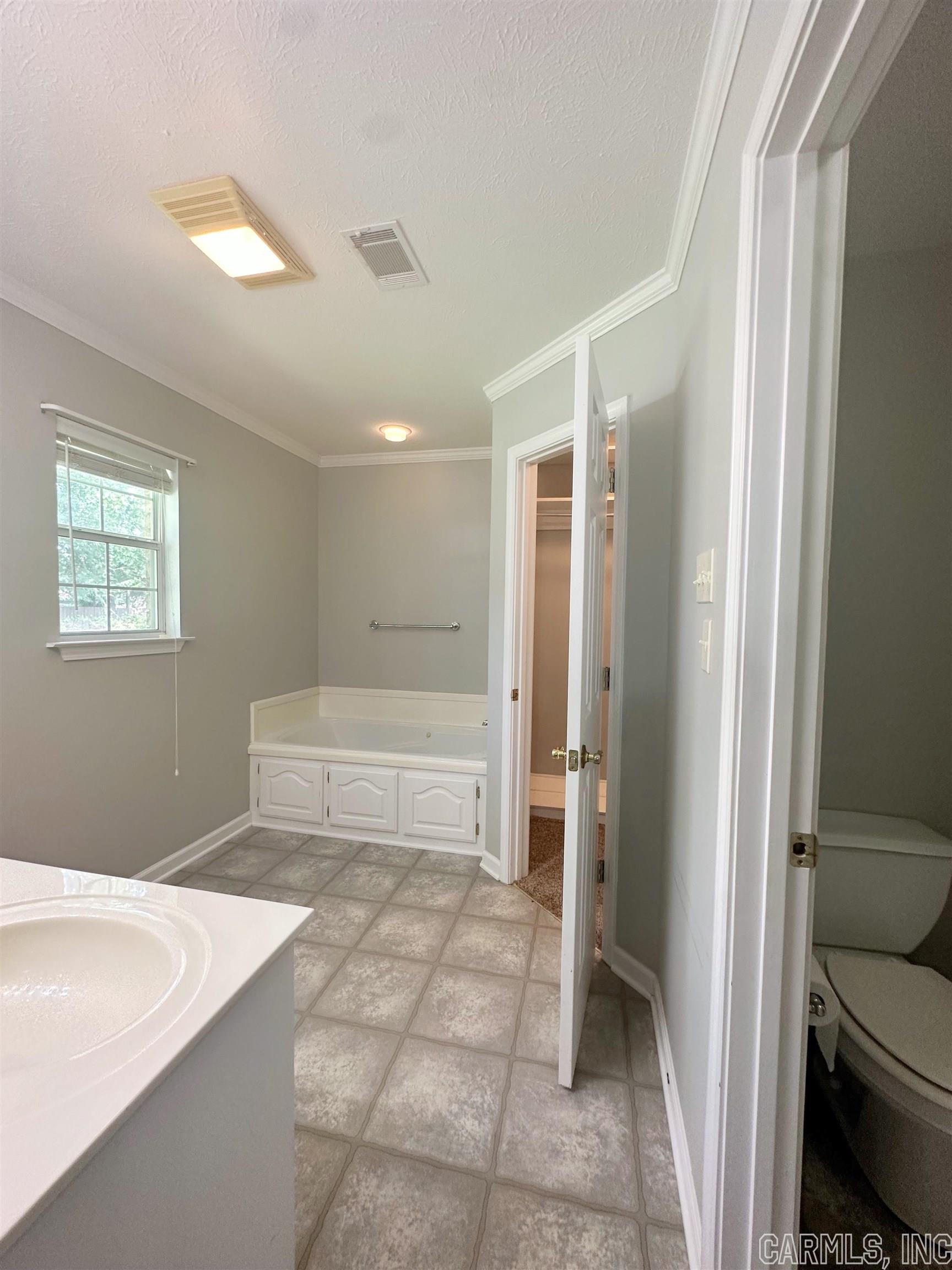 RIDGEFIELD - Residential