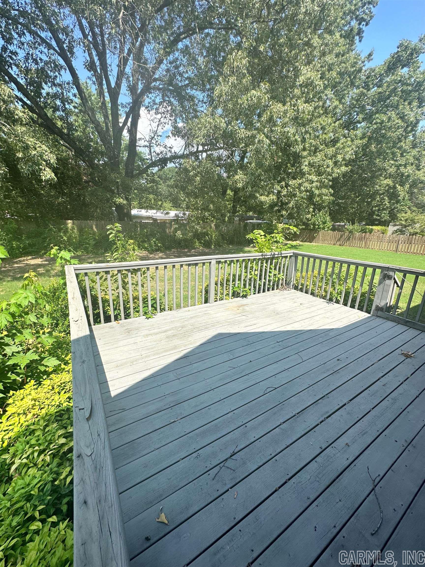 RIDGEFIELD - Residential