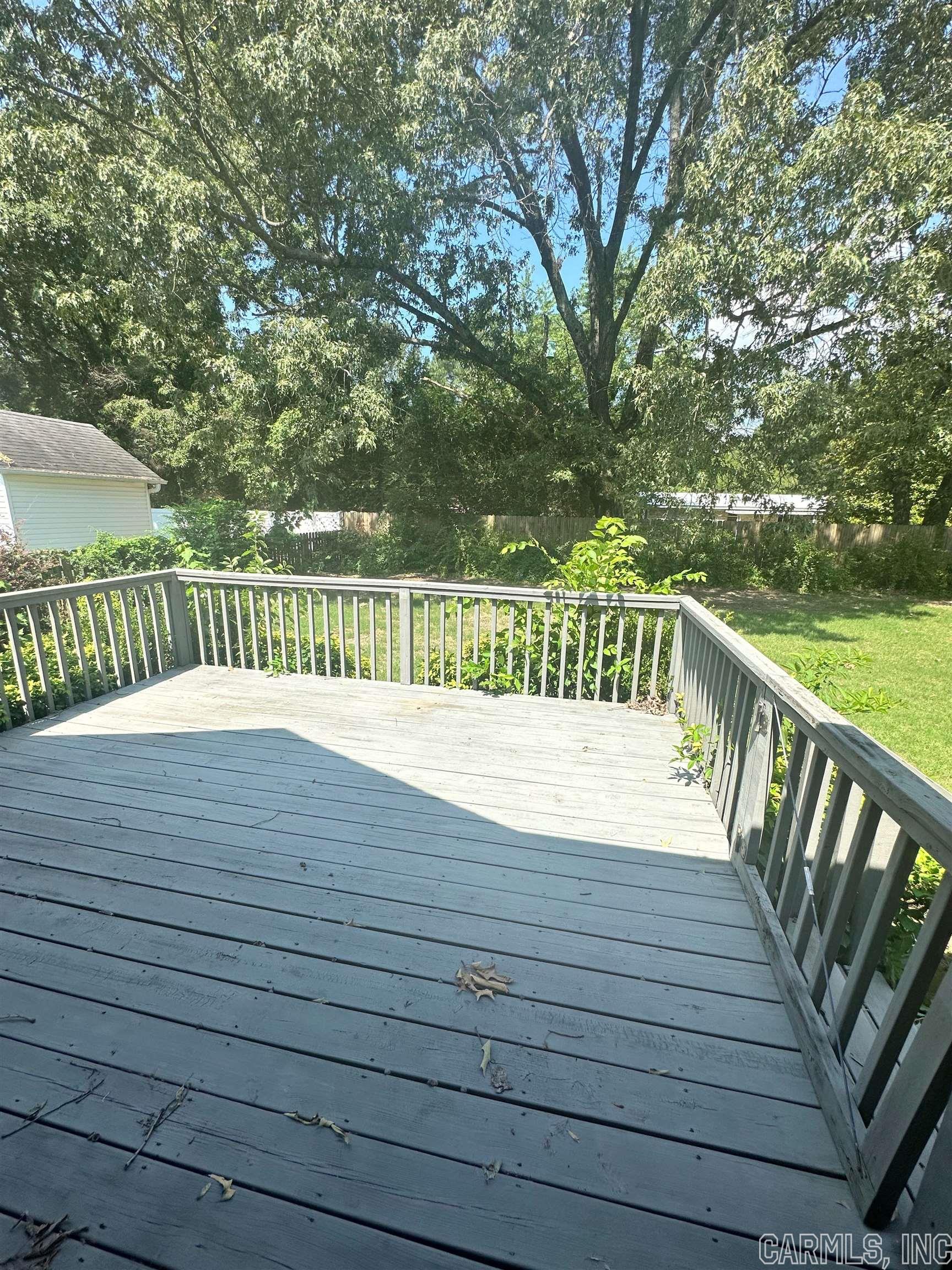 RIDGEFIELD - Residential