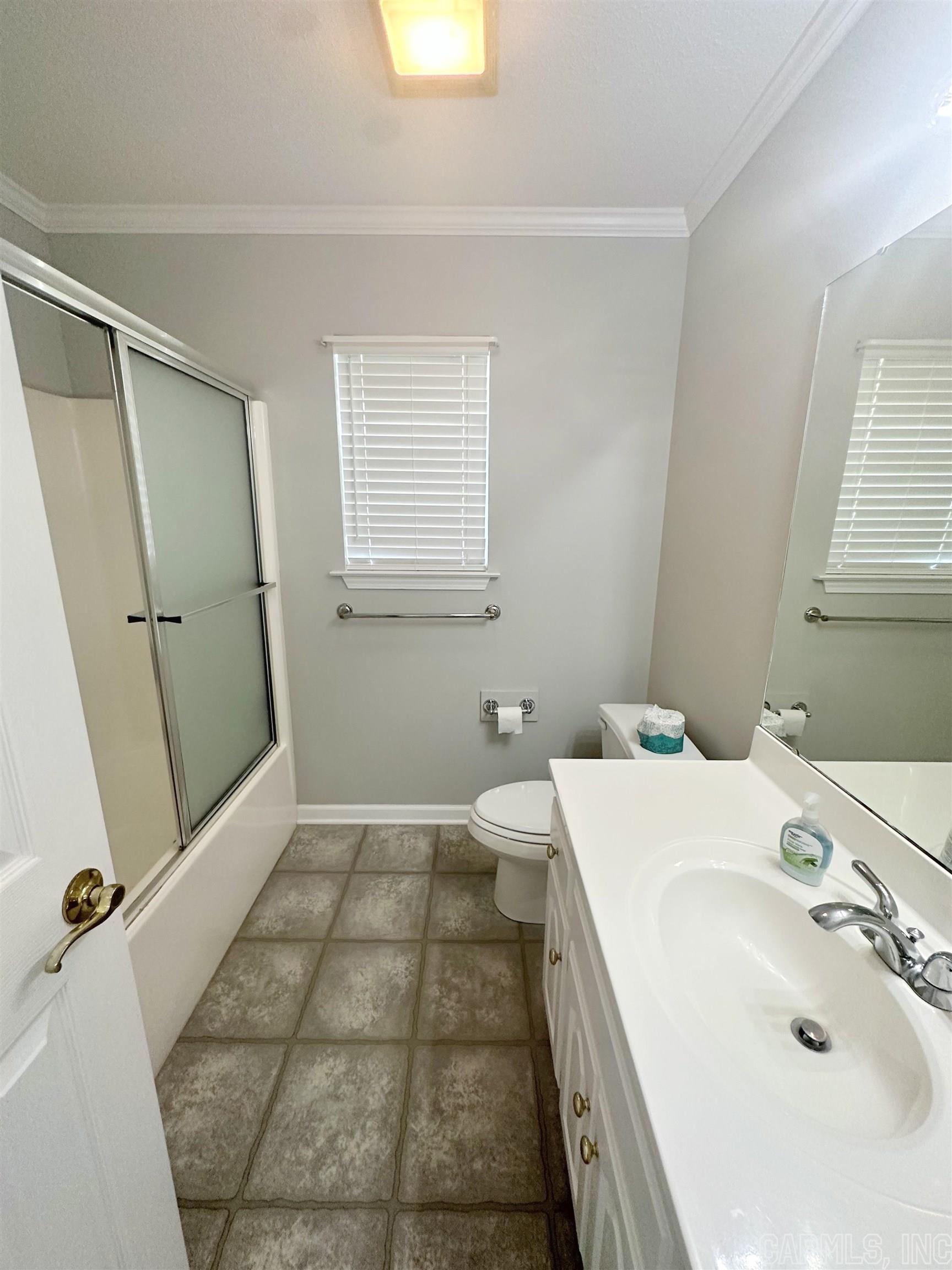 RIDGEFIELD - Residential