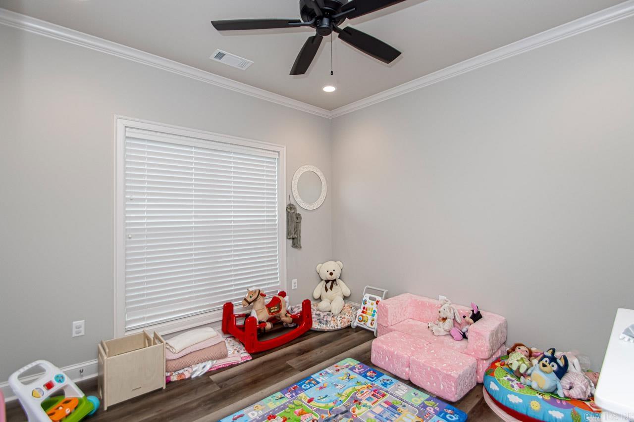 ROBYNMAR - Residential