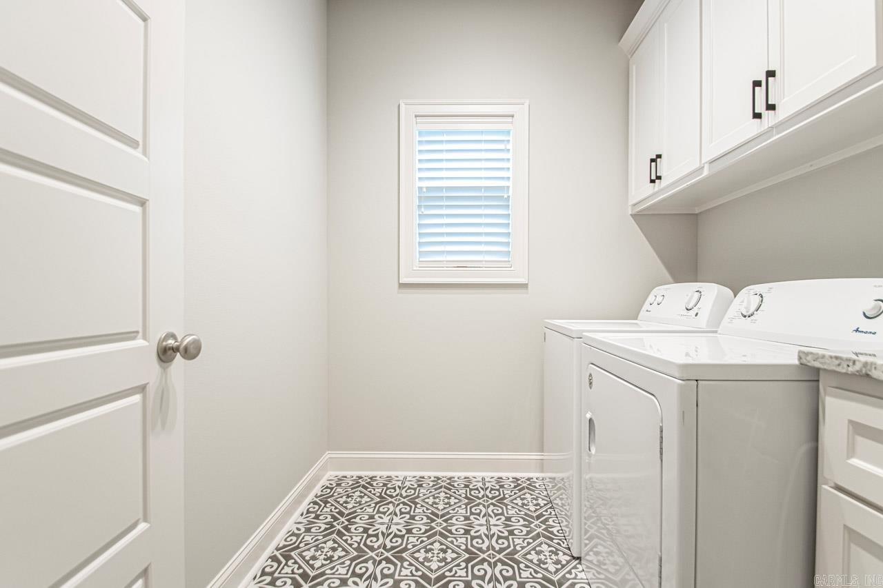 ROBYNMAR - Residential