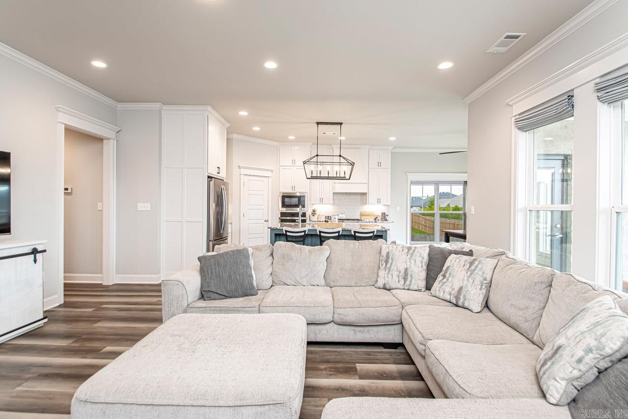 ROBYNMAR - Residential