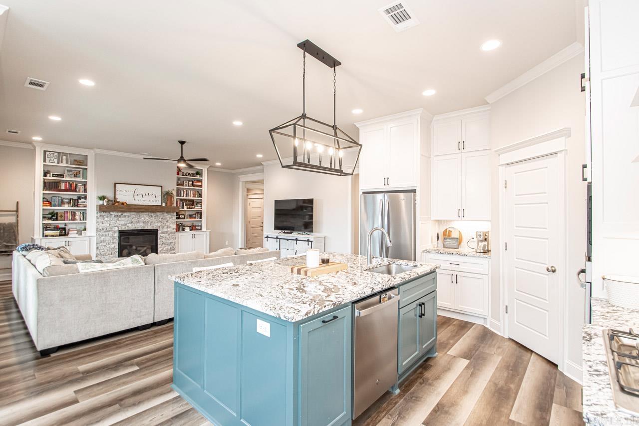 ROBYNMAR - Residential