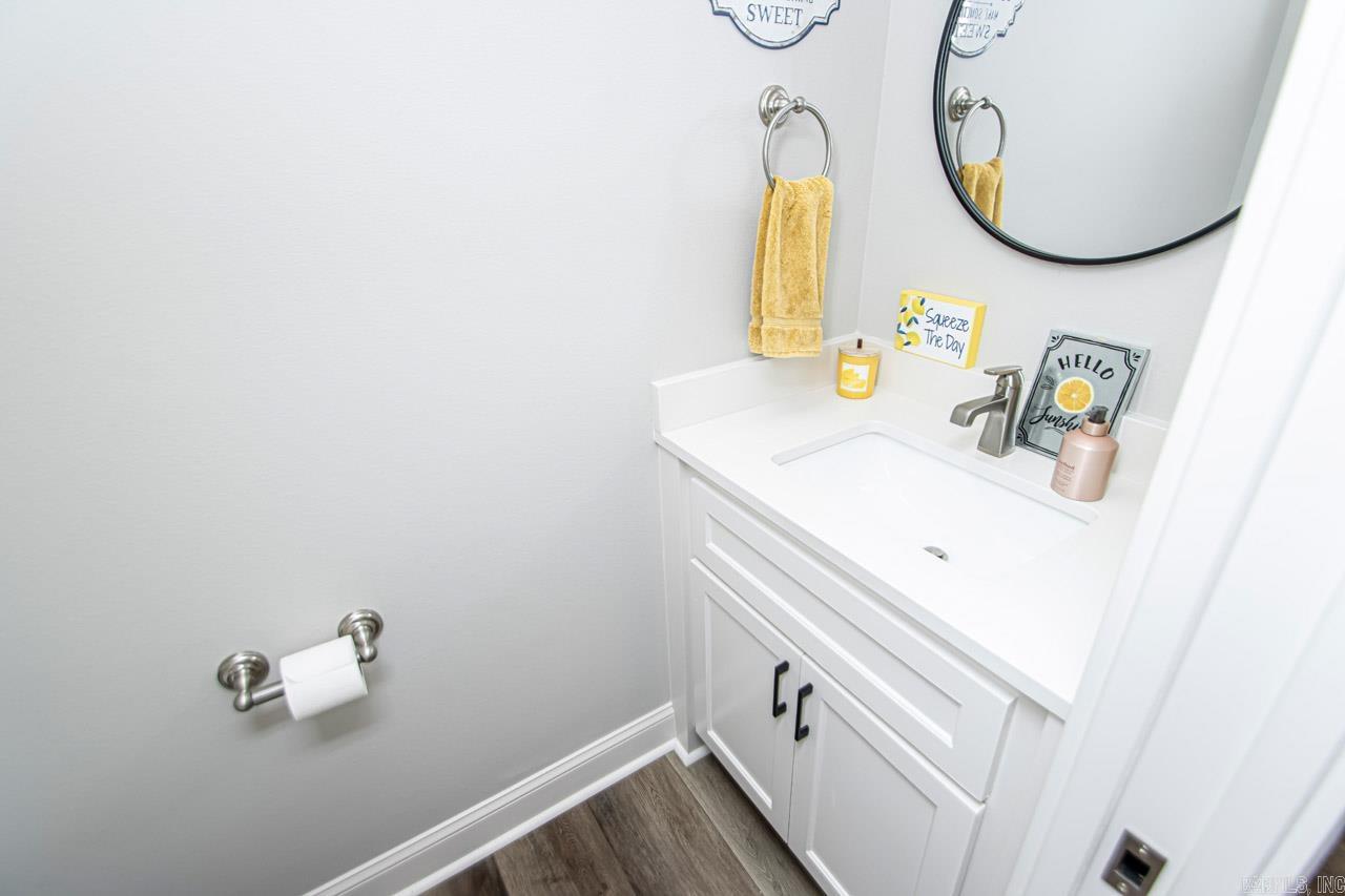 ROBYNMAR - Residential