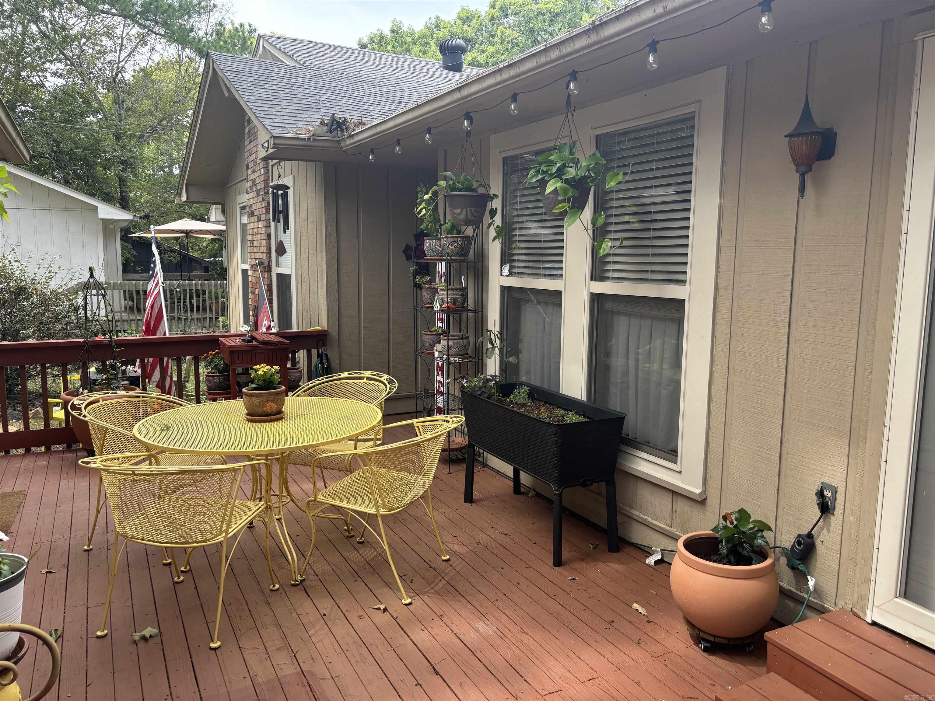 LAKEWOOD HILLS - Residential