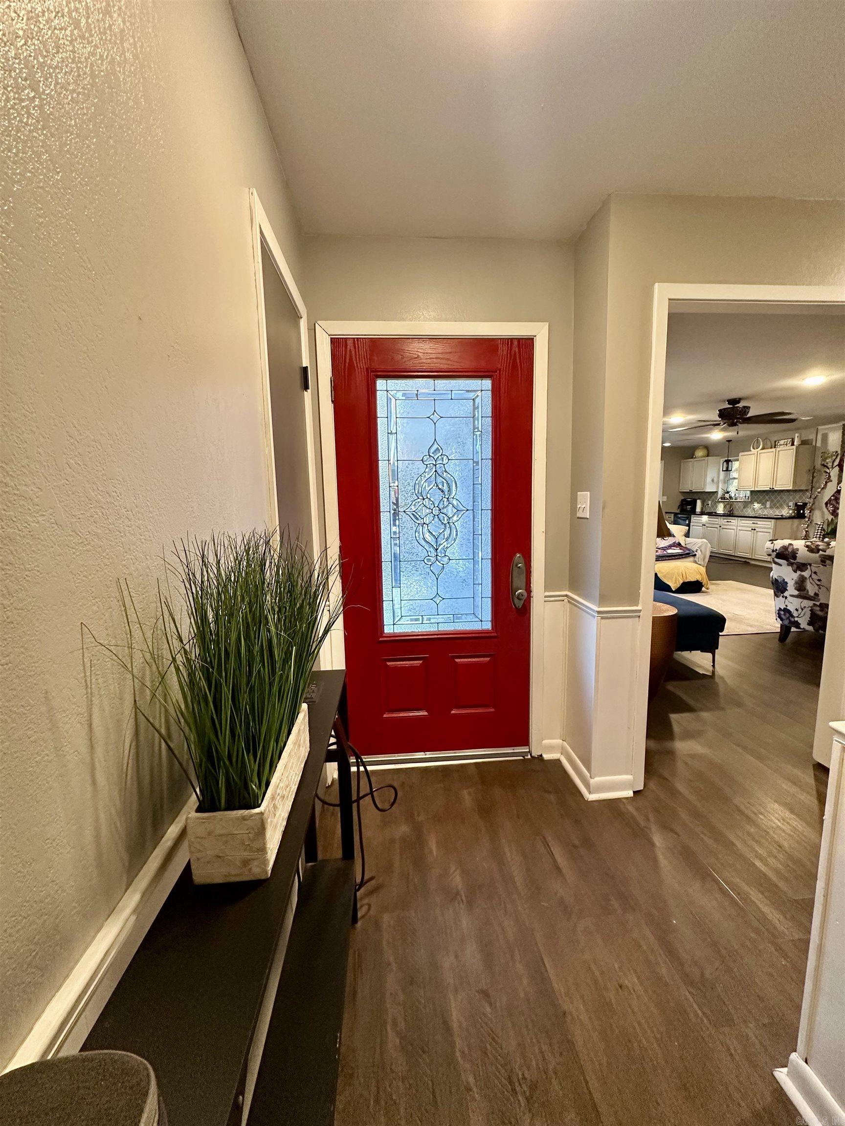 ROLLING HILLS - Residential