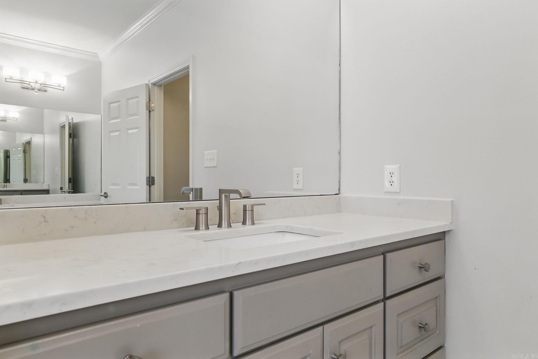 WOODLANDS EDGE - Residential