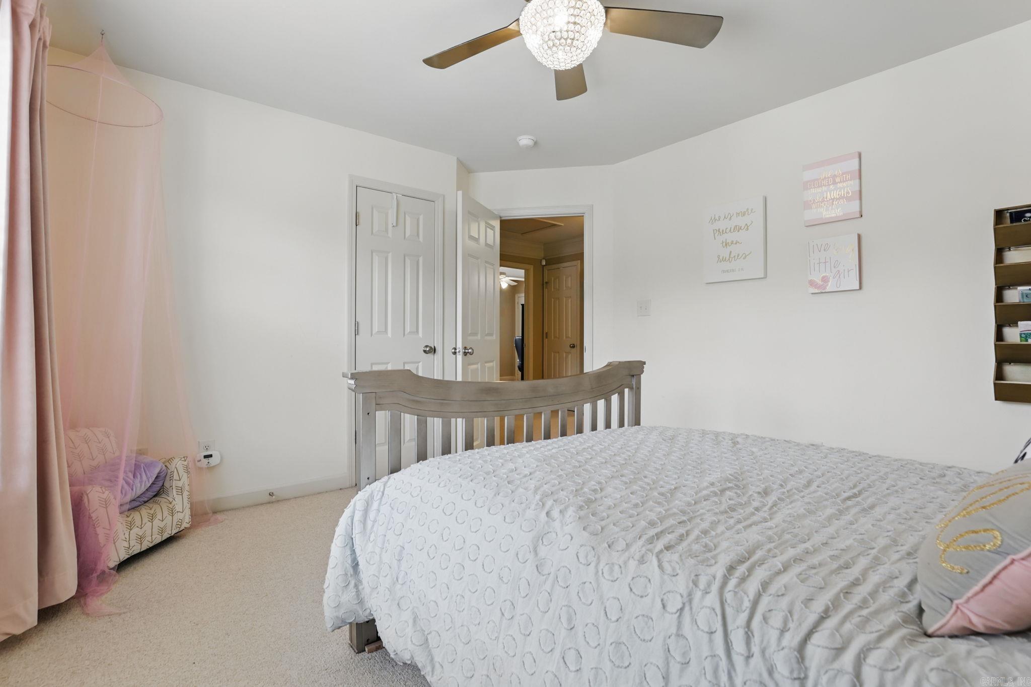 WOODLANDS EDGE - Residential