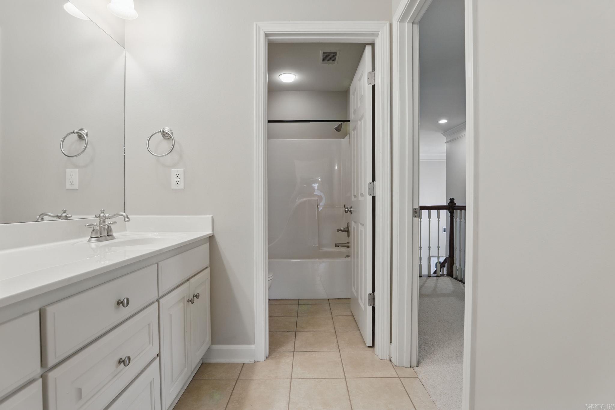 WOODLANDS EDGE - Residential