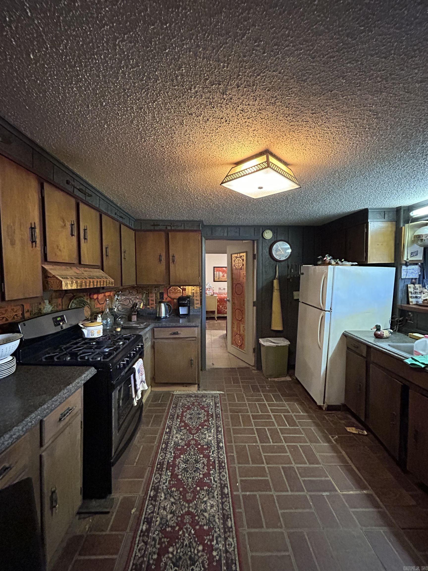 Maddox Bay - Residential