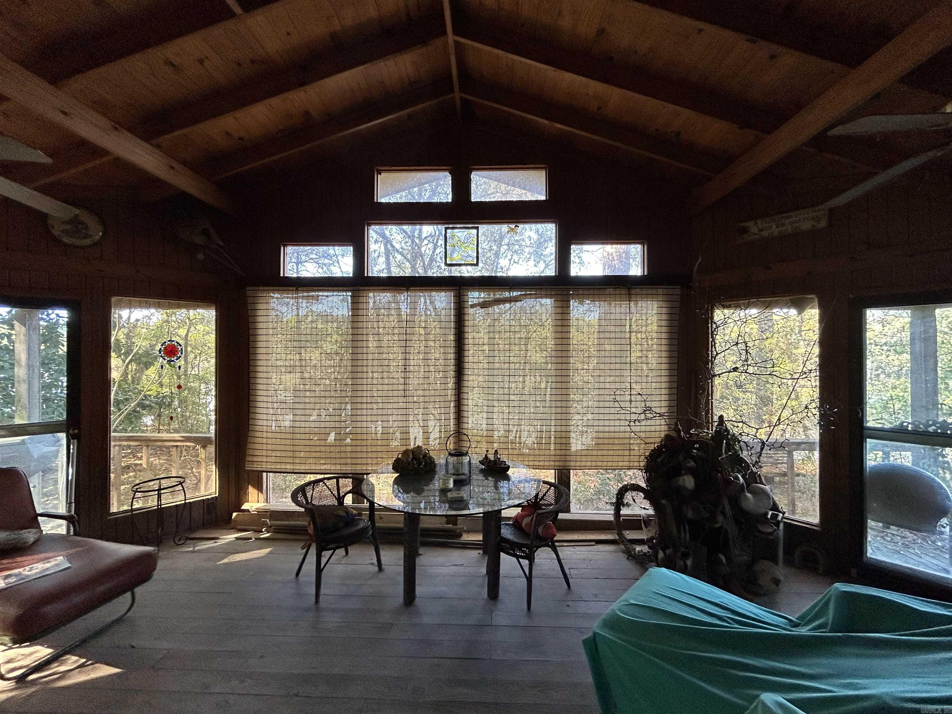 Maddox Bay - Residential