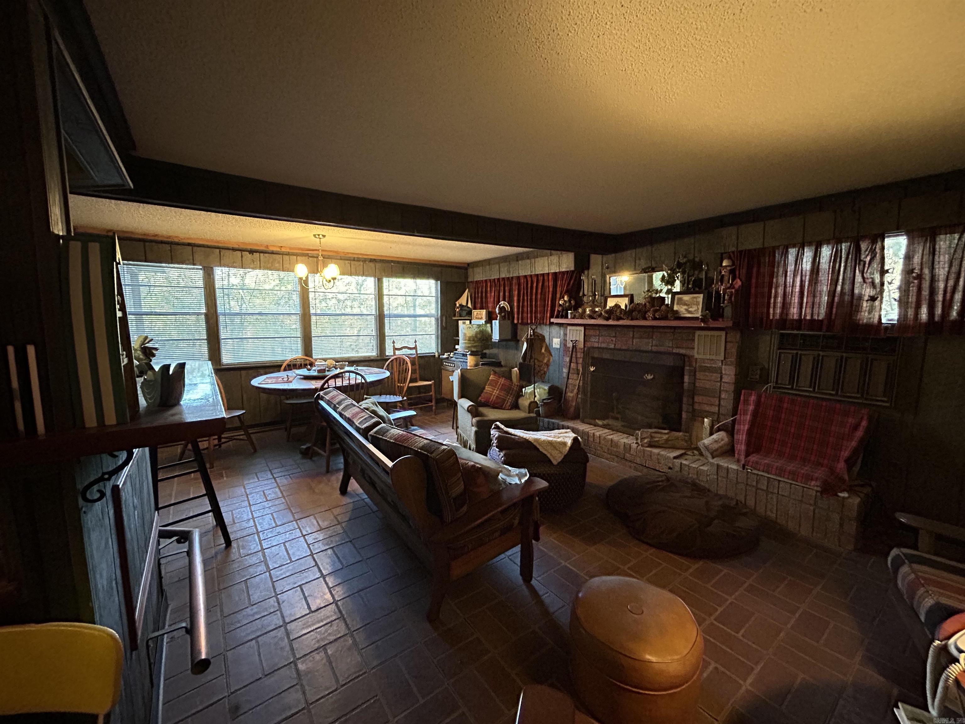 Maddox Bay - Residential