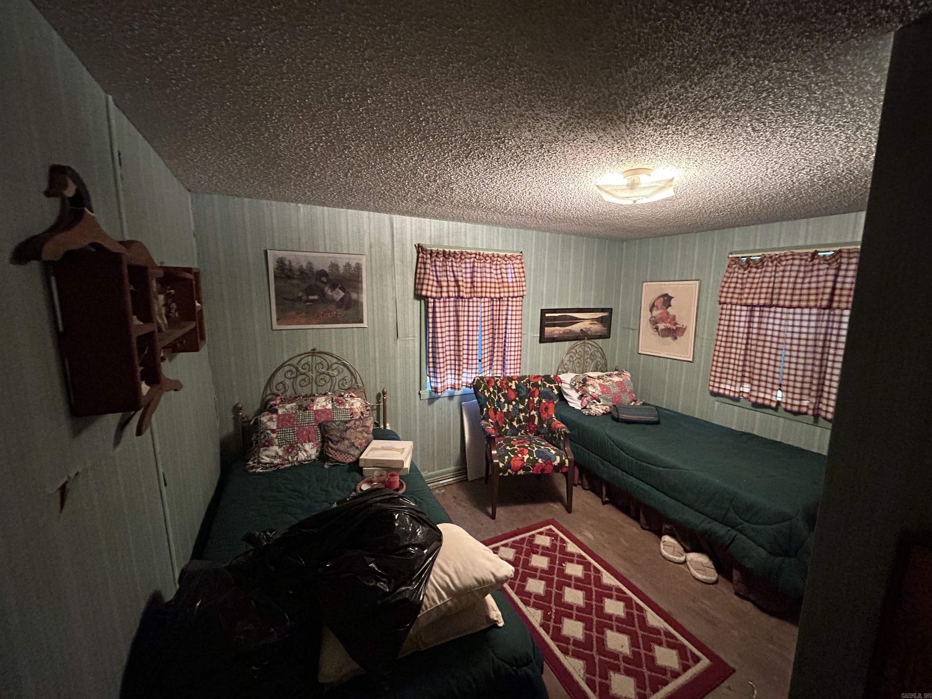 Maddox Bay - Residential