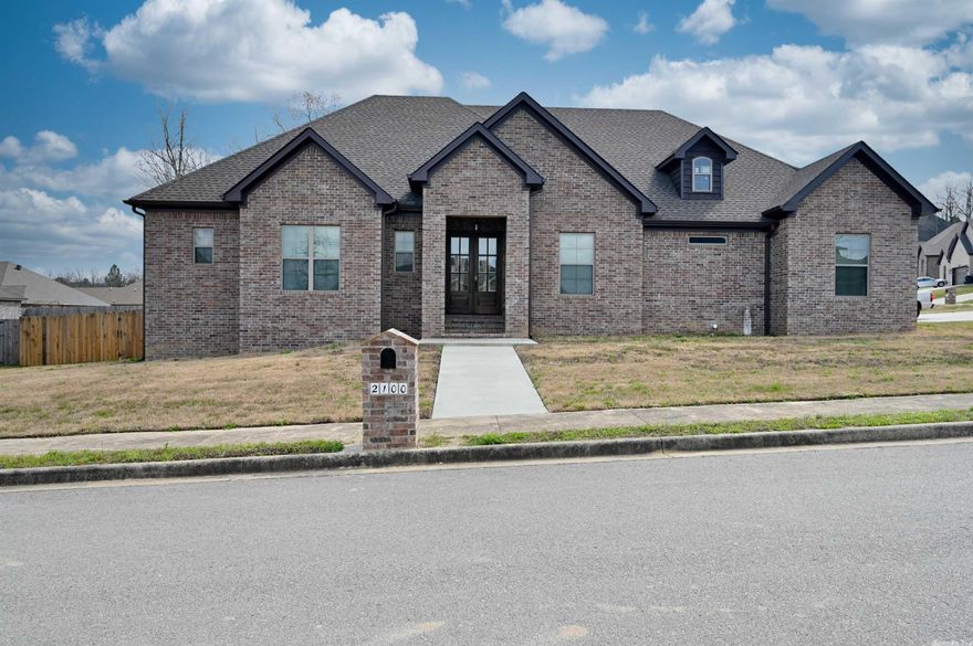 This home features office space with 3 bedrooms 2 full baths and a half for guest. Open floor plan featuring the living room and kitchen with high ceilings, gas log fireplace, access to the back yard takes you to a covered back patio with a ceiling fan makes it great for entertainment.  Click on Virtual Tour to view the 3D tour and floor plan.