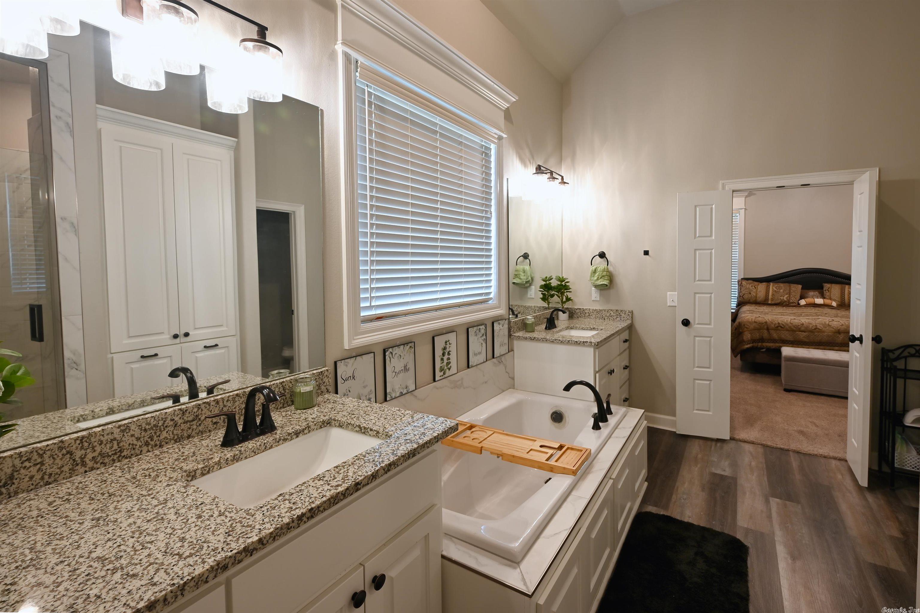 BENT TREE ESTATES - Residential