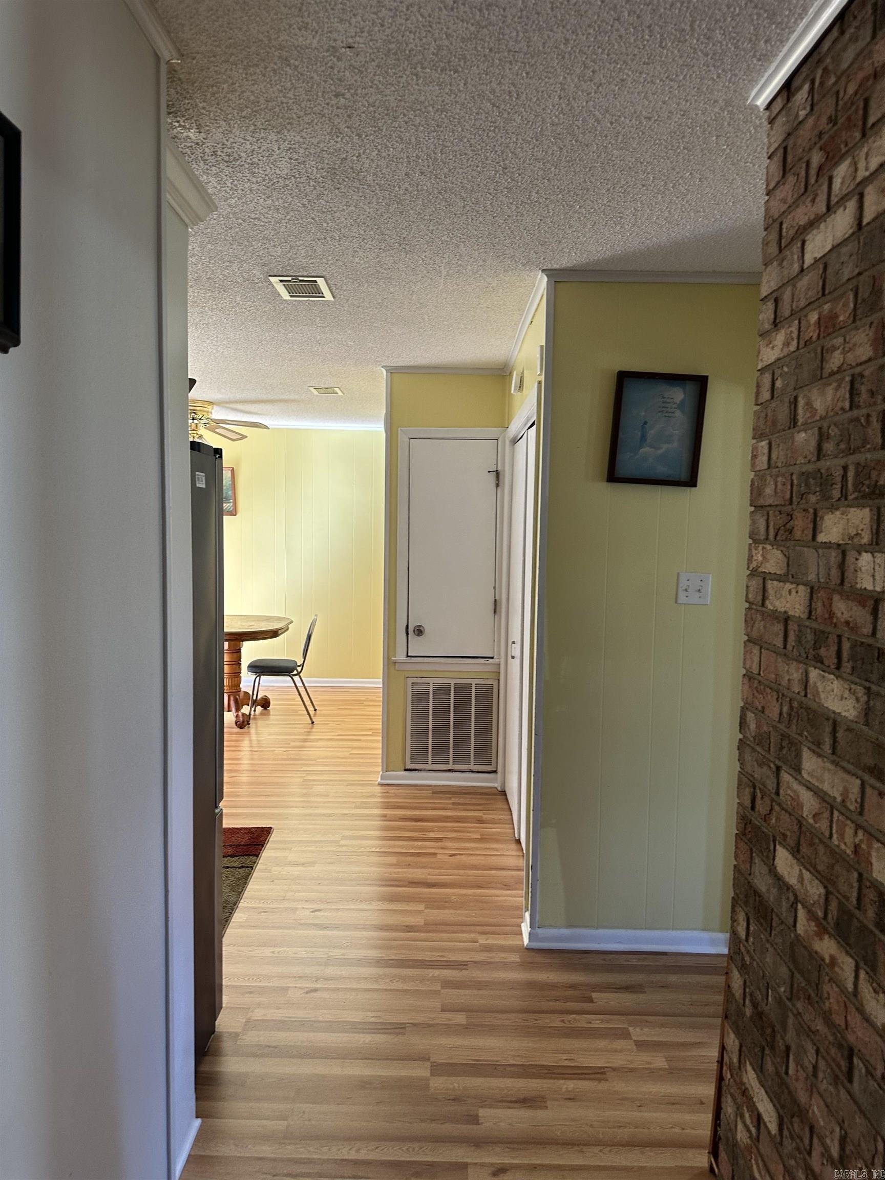 PINEWOOD TO JACK - Residential