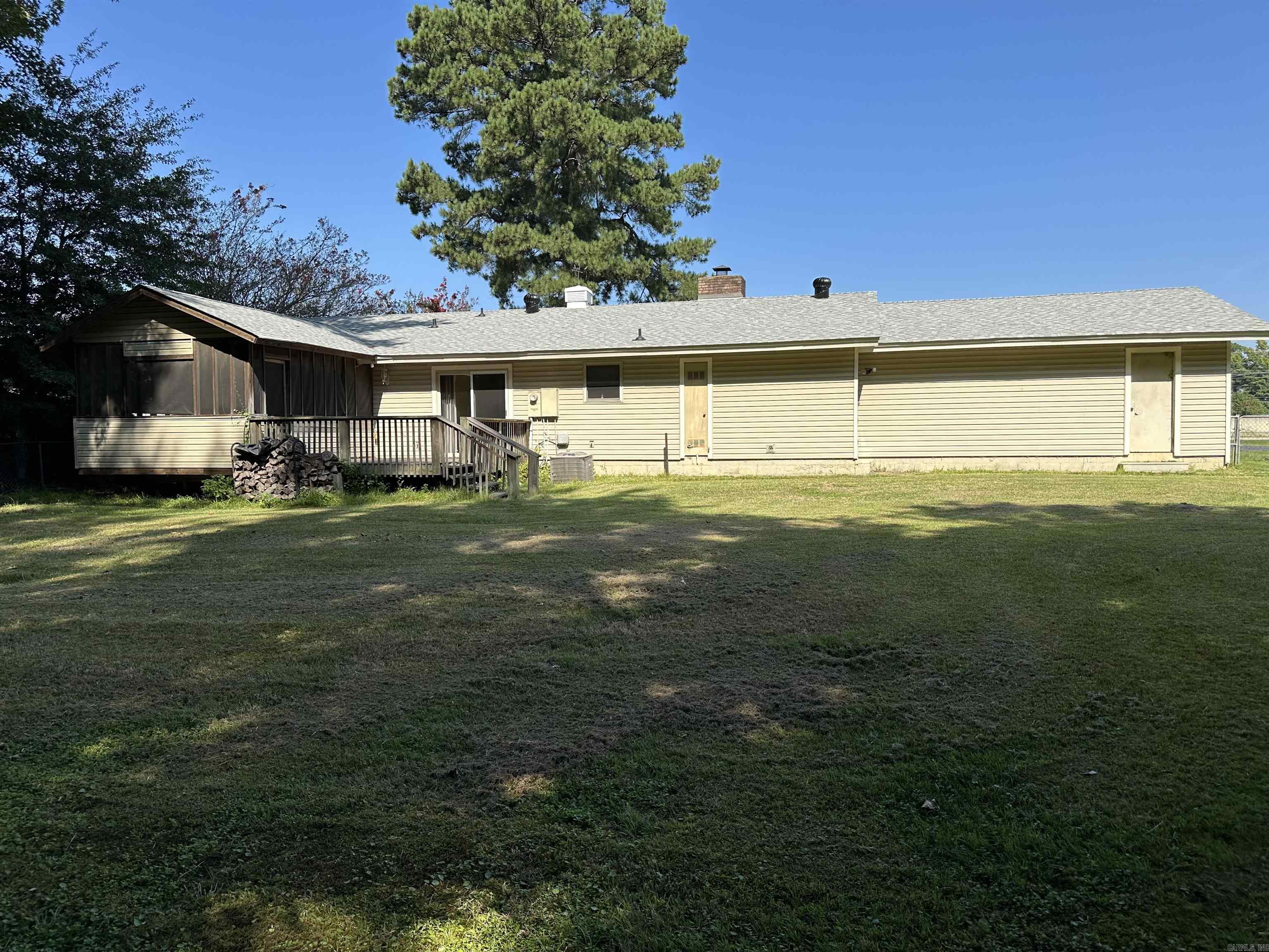 PINEWOOD TO JACK - Residential