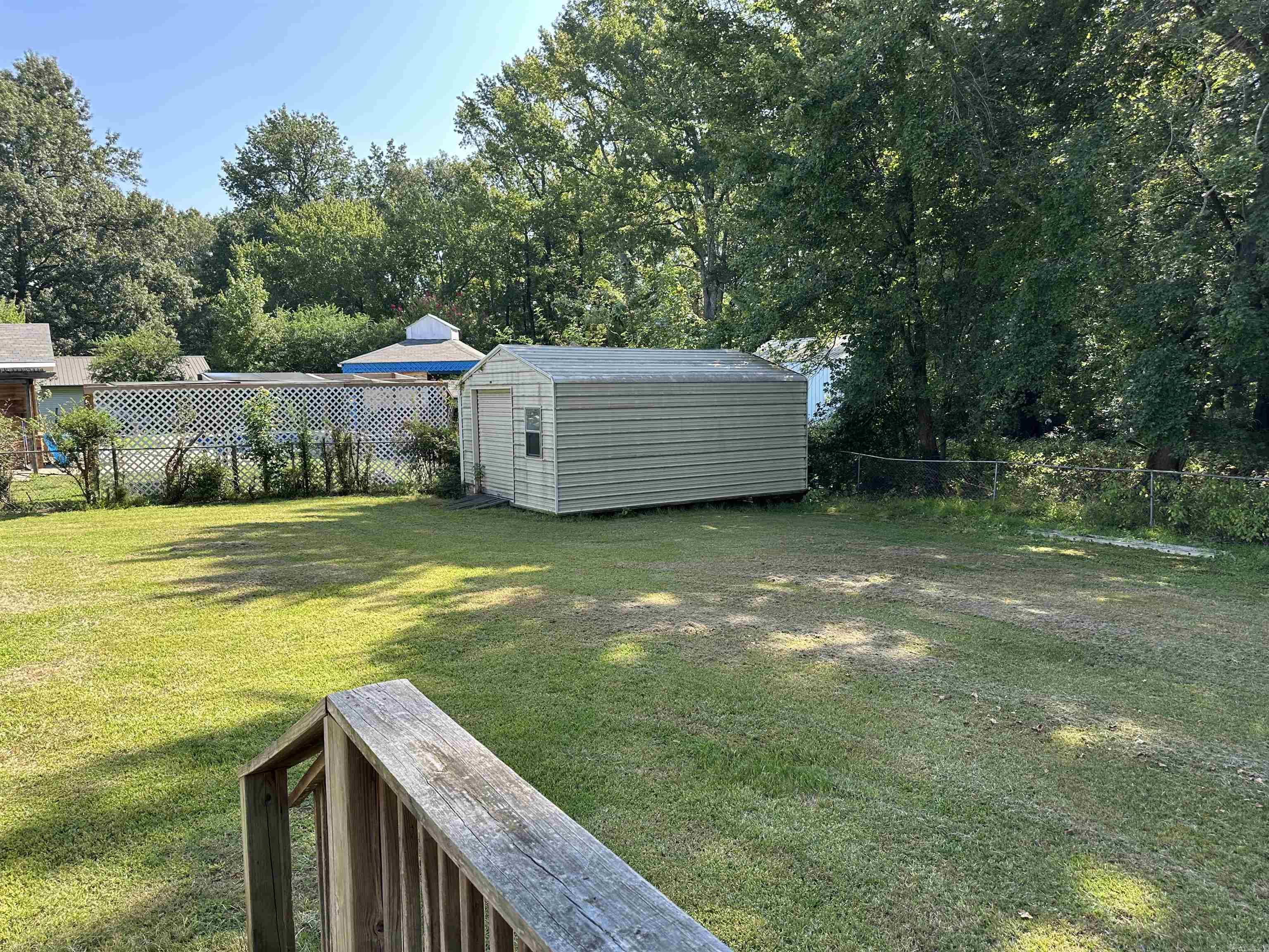 PINEWOOD TO JACK - Residential