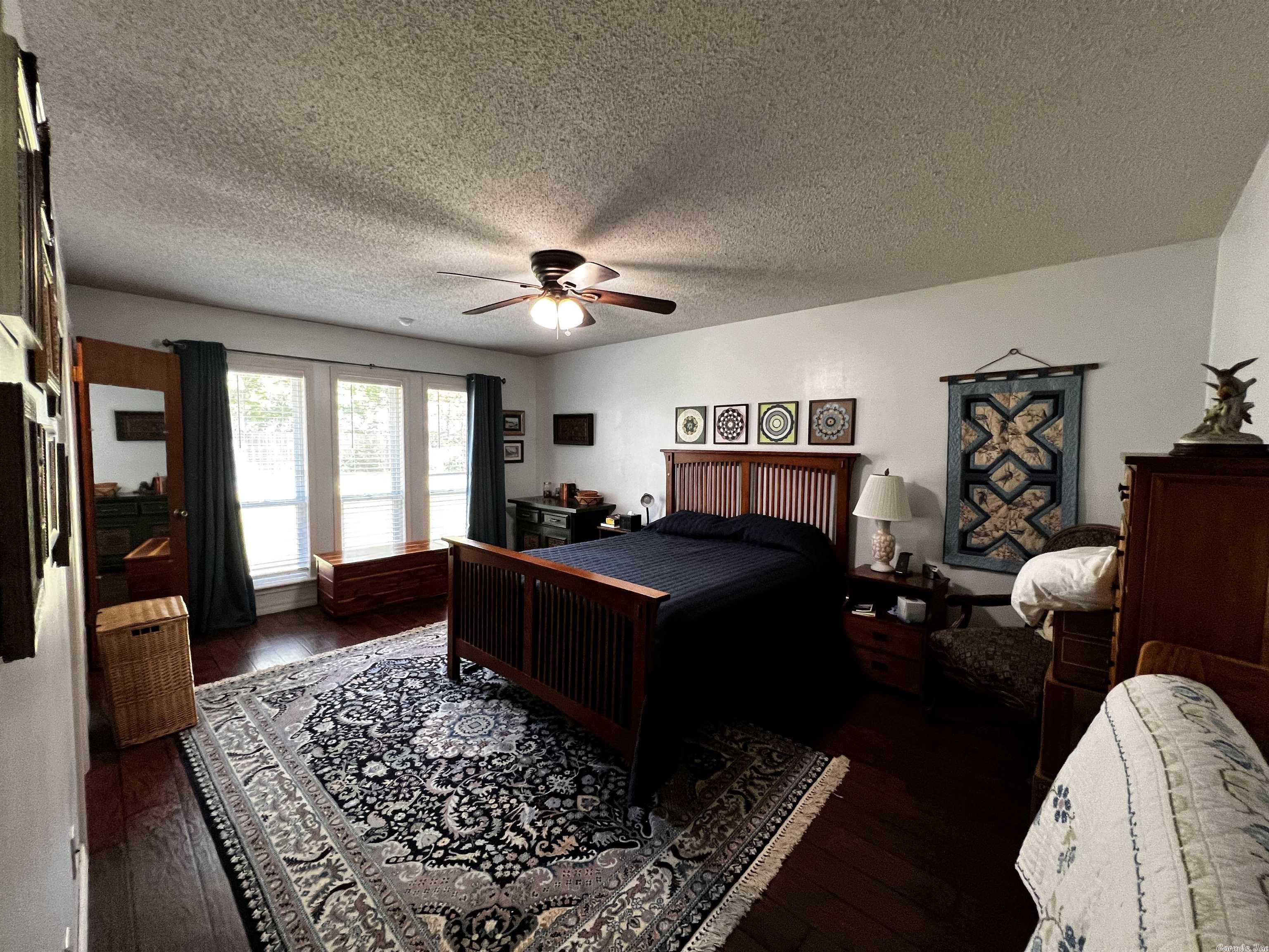 TUCKER CREEK - Residential