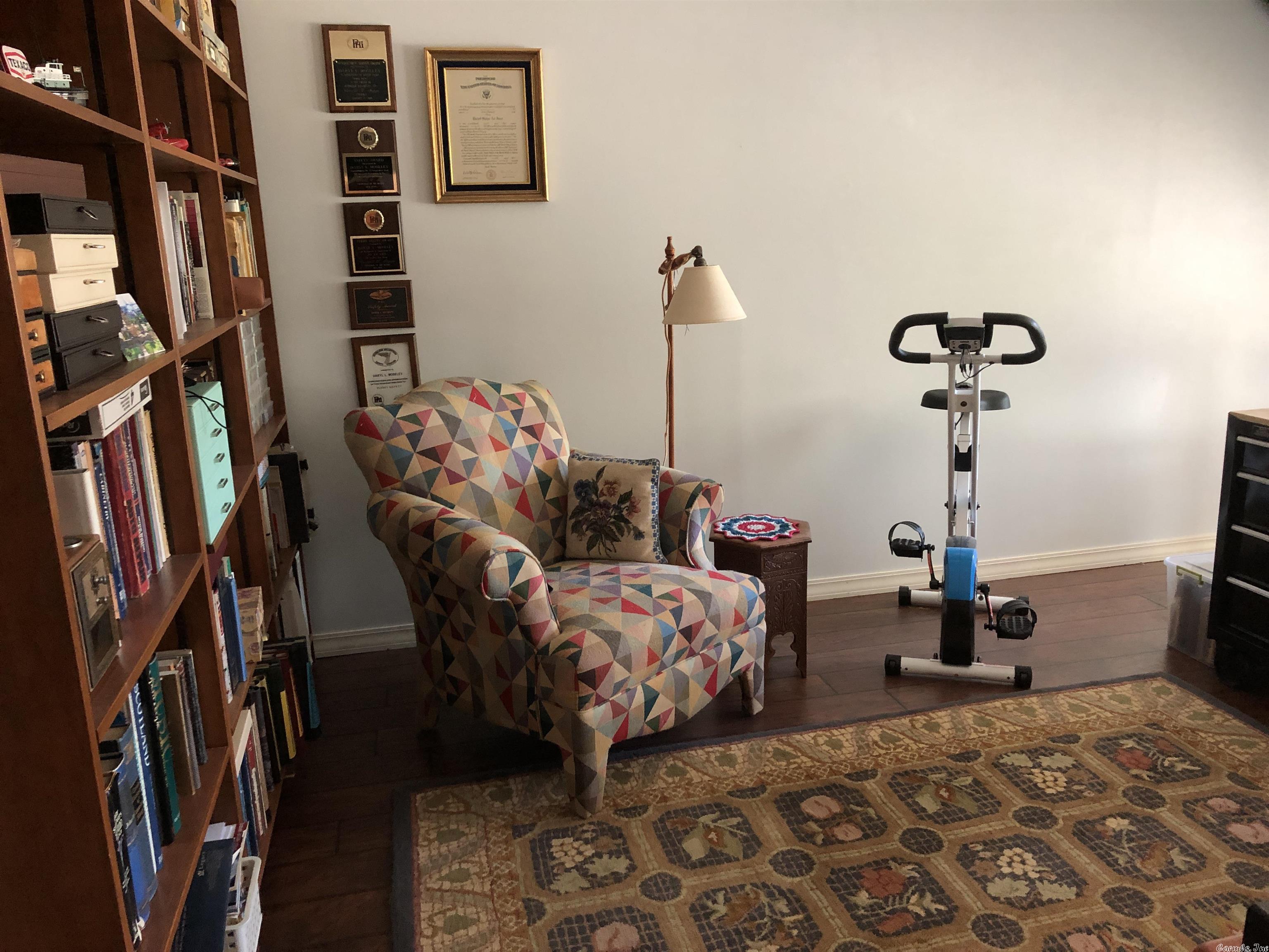 TUCKER CREEK - Residential