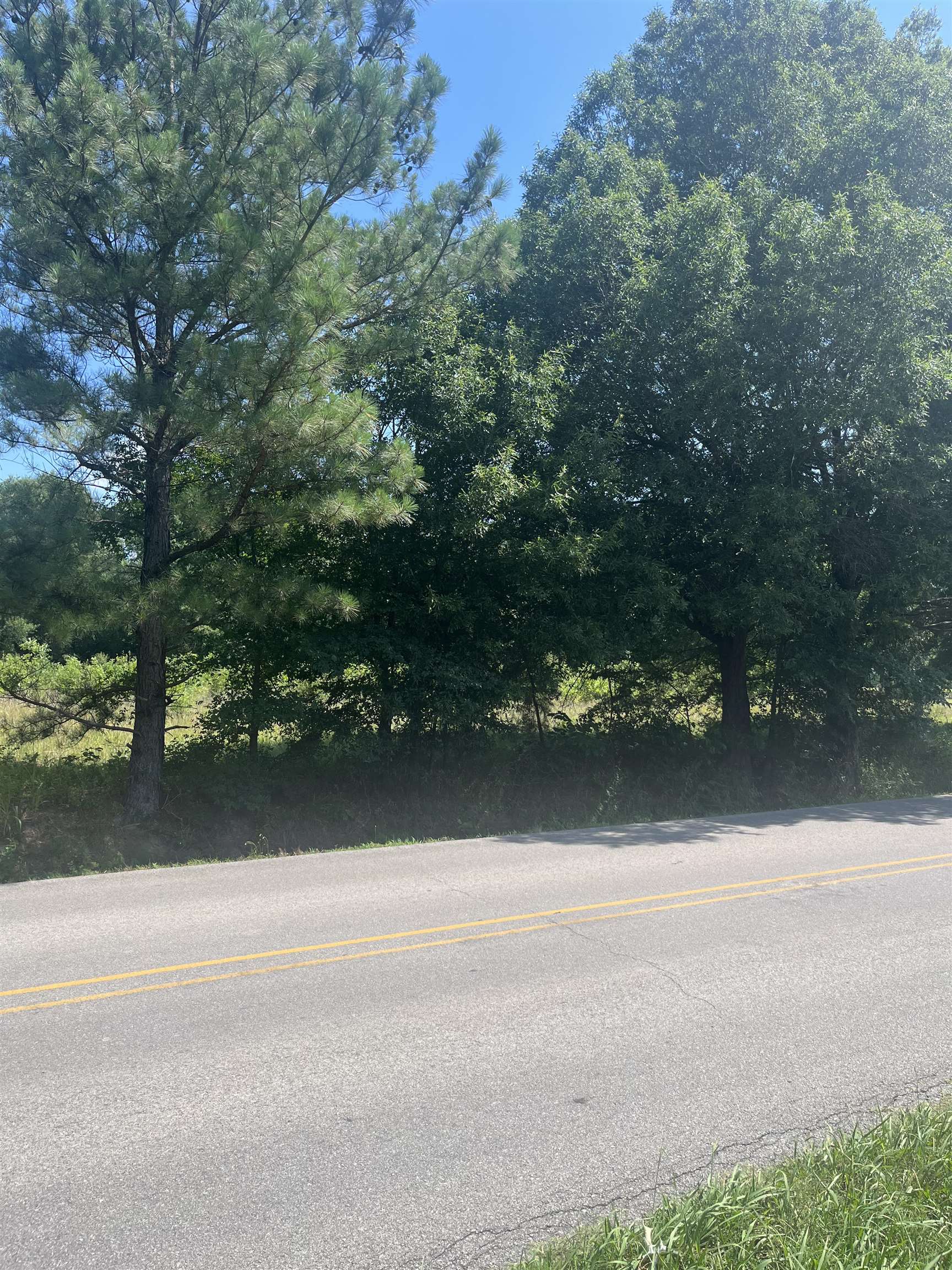 Rare Find – 3.04 Acres Inside City Limits! This spacious 3.04-acre tract sits within city limits and offers a world of opportunity. Currently zoned agricultural, it allows for one single-family dwelling, or it can be rezoned for multi-residential development. Whether you’re looking to build a private homestead or invest in future growth, this property offers flexibility and potential. Flood insurance is required, so be sure to factor that into your plans. A great find for buyers with vision!