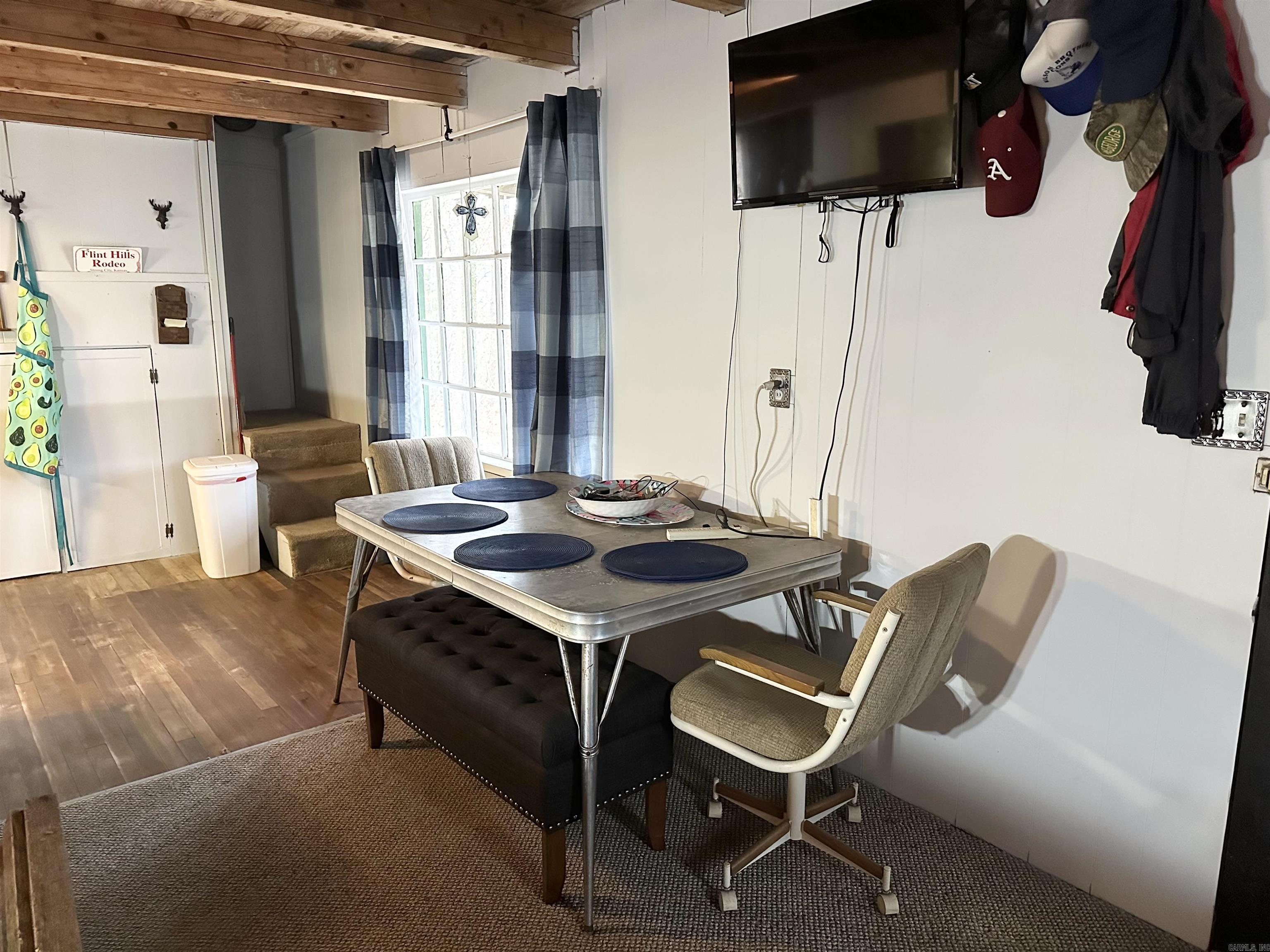 MOUNTAIN PLACE - COVE CREEK - Residential