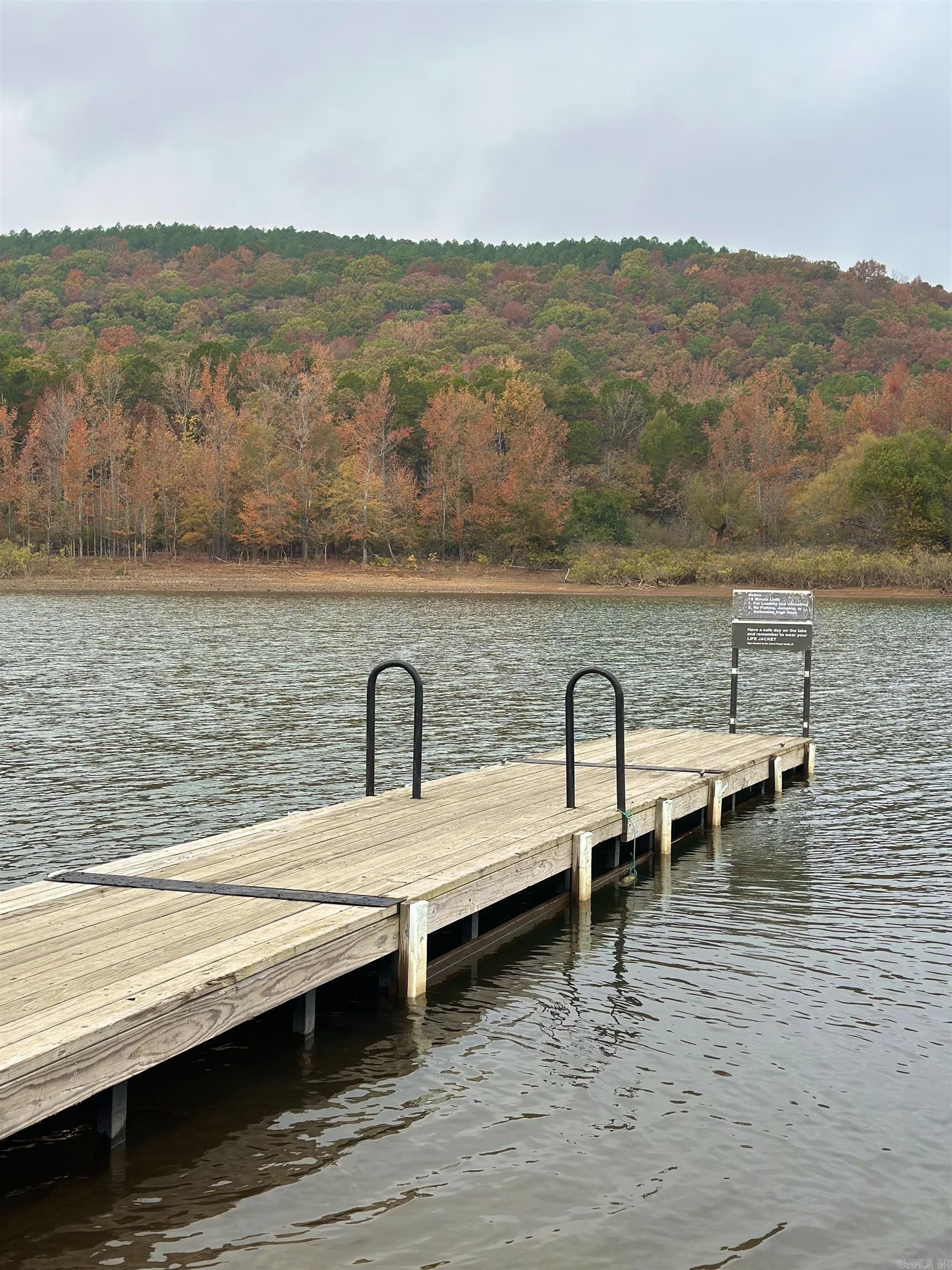 MOUNTAIN PLACE - COVE CREEK - Residential