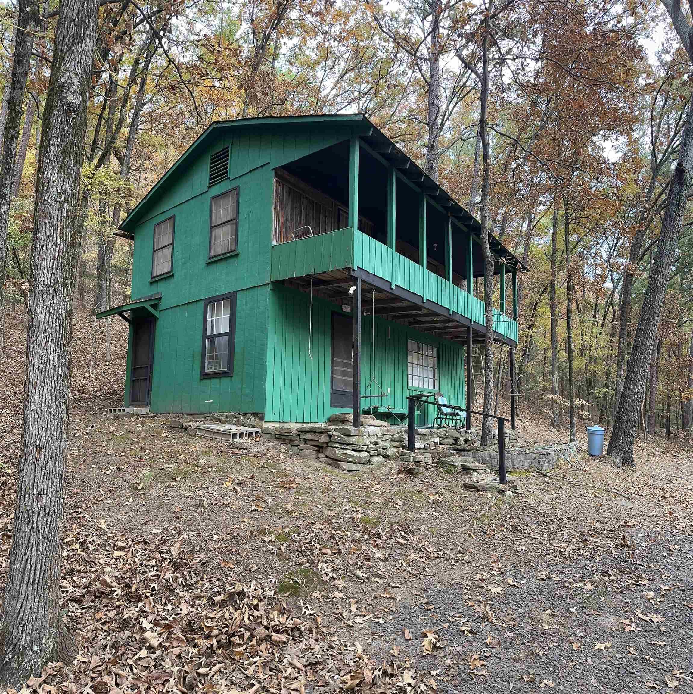 MOUNTAIN PLACE - COVE CREEK - Residential