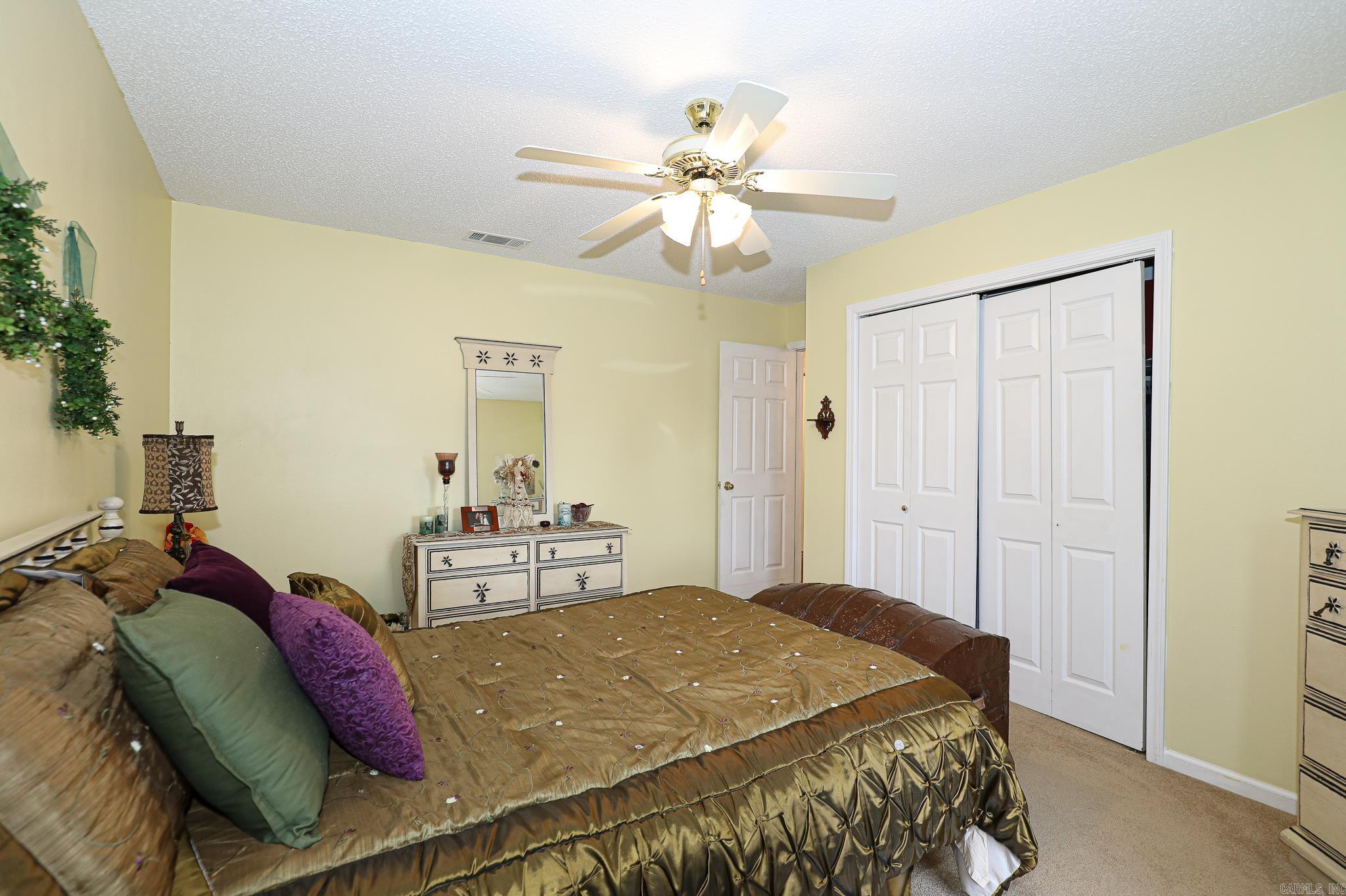 HIDDEN CREEK - Residential