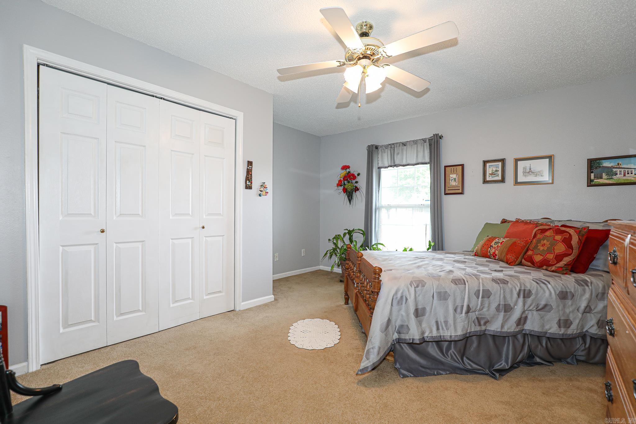 HIDDEN CREEK - Residential