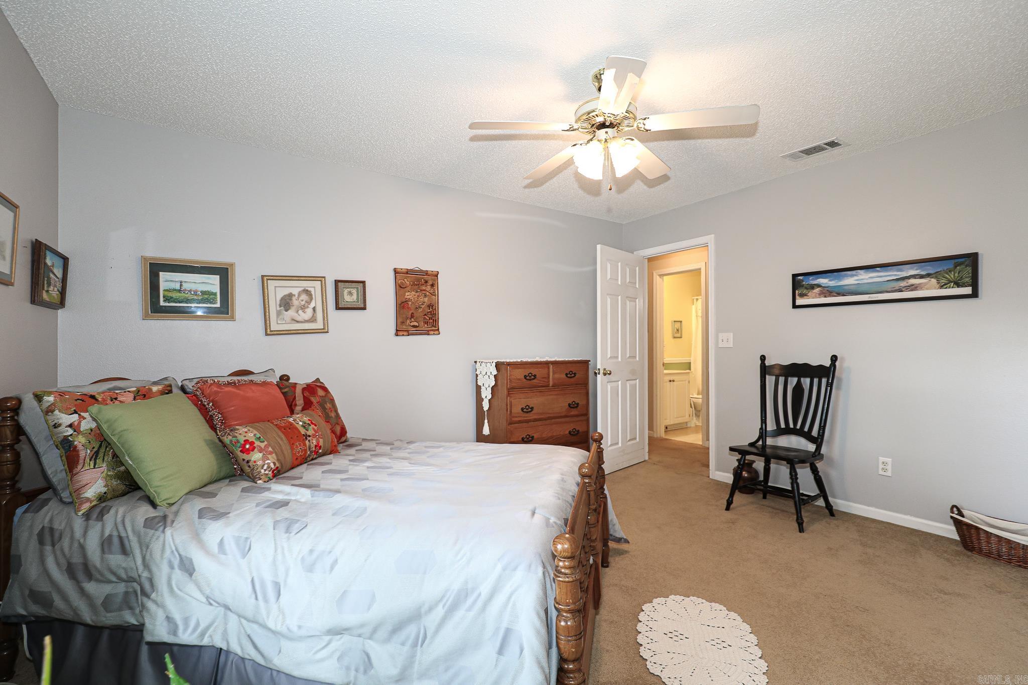 HIDDEN CREEK - Residential