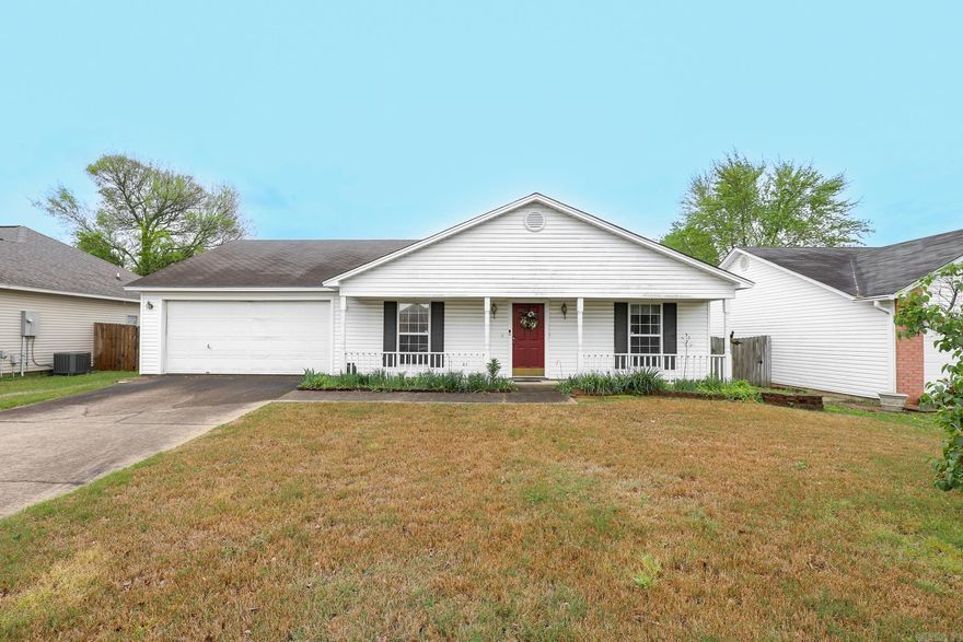 Middle of town! Seconds to I-30 and seconds to ever growing Highway 5! Shops and Restaurants surround this area. Located in convenient Hidden Creek subdivision sits this 3 bed 2 bath home. Walk through the front door to an open living room and the kitchen. Just off of the kitchen is an office! Fully fenced back yard and 2 car garage. Schedule your showing today!