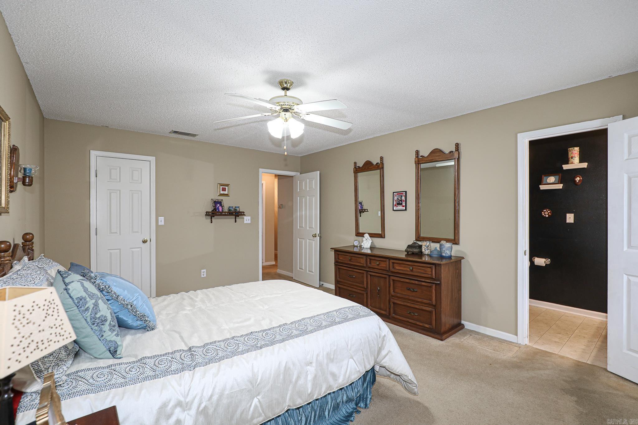 HIDDEN CREEK - Residential