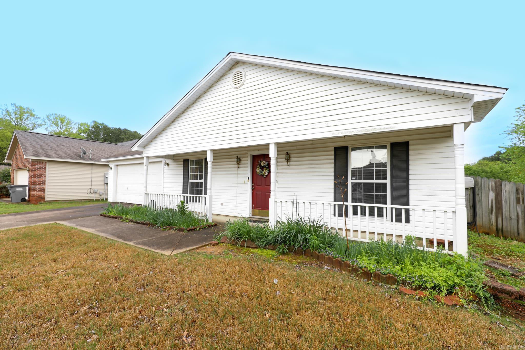 HIDDEN CREEK - Residential