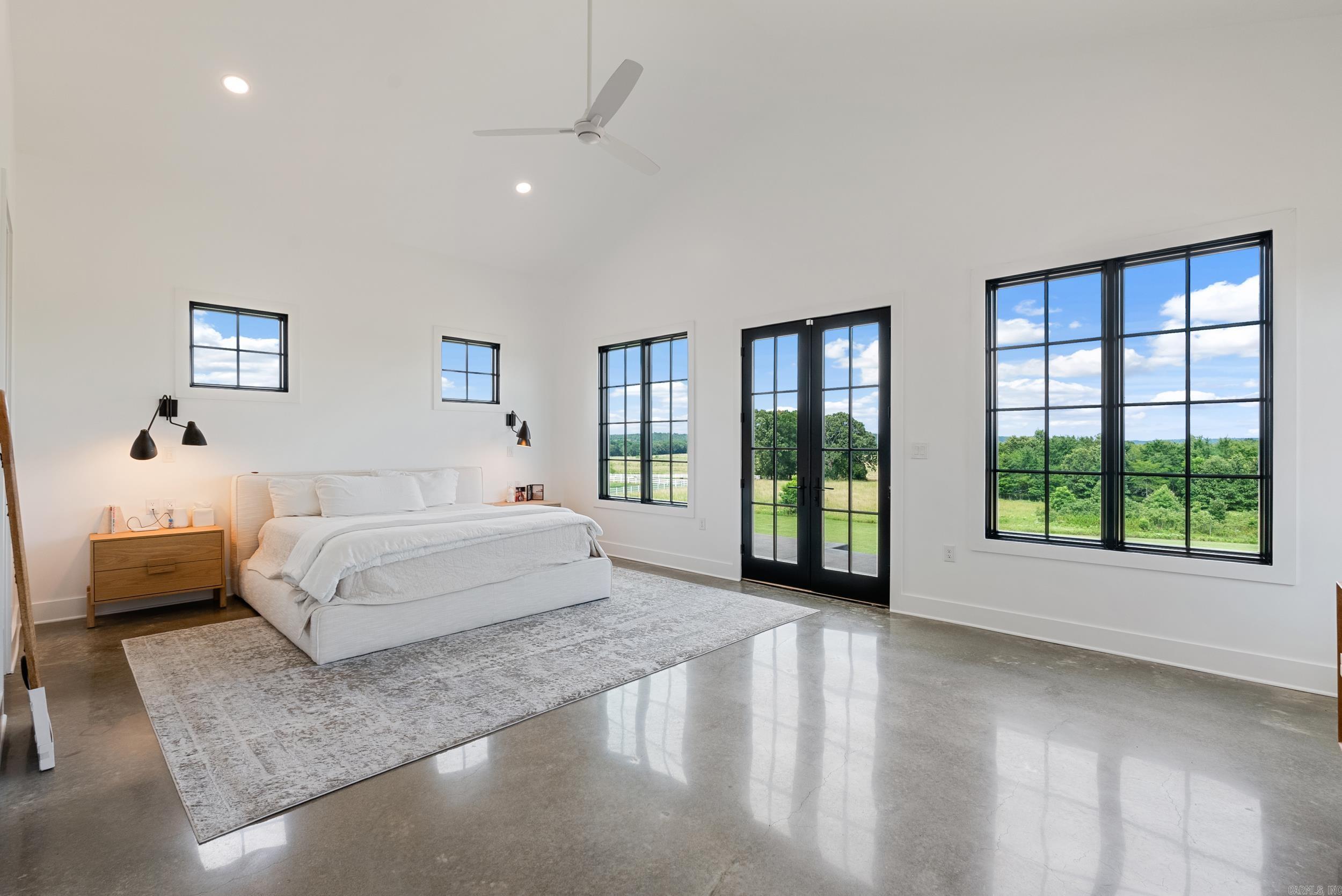 Stone Hill Estates - Residential