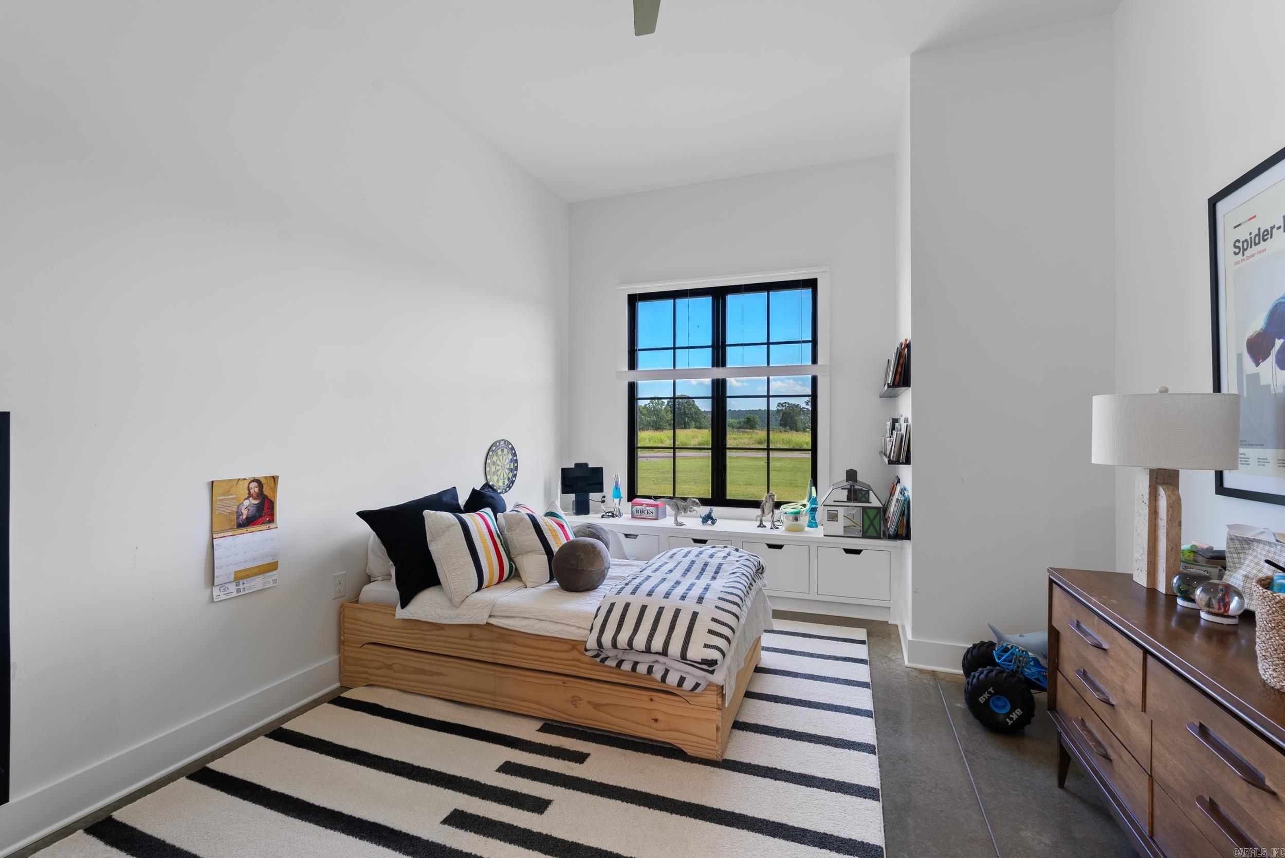 Stone Hill Estates - Residential